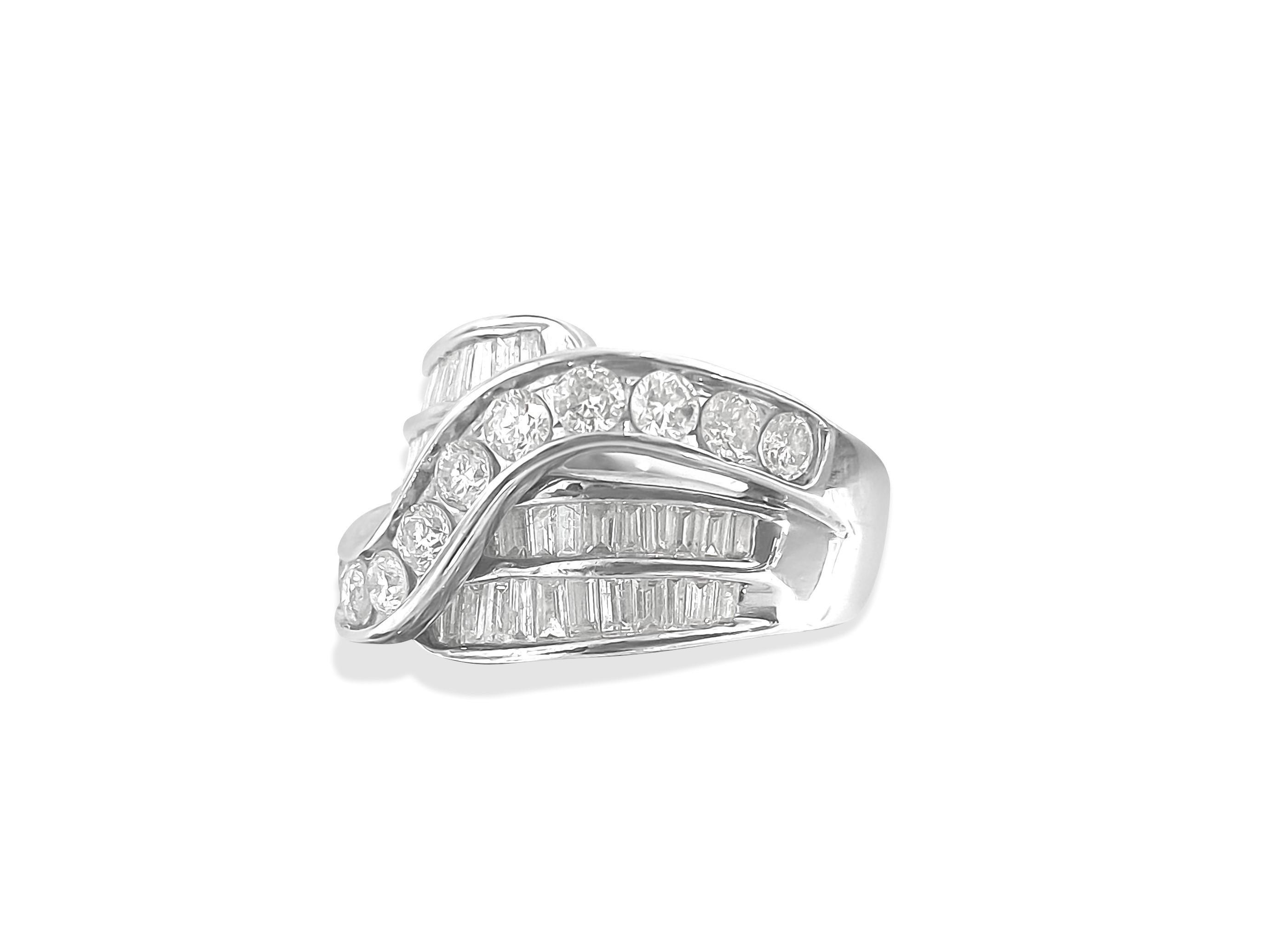 Art Deco Vintage 3.00 Carat Diamond Wedding Ring 14 Karat White Gold For Sale
