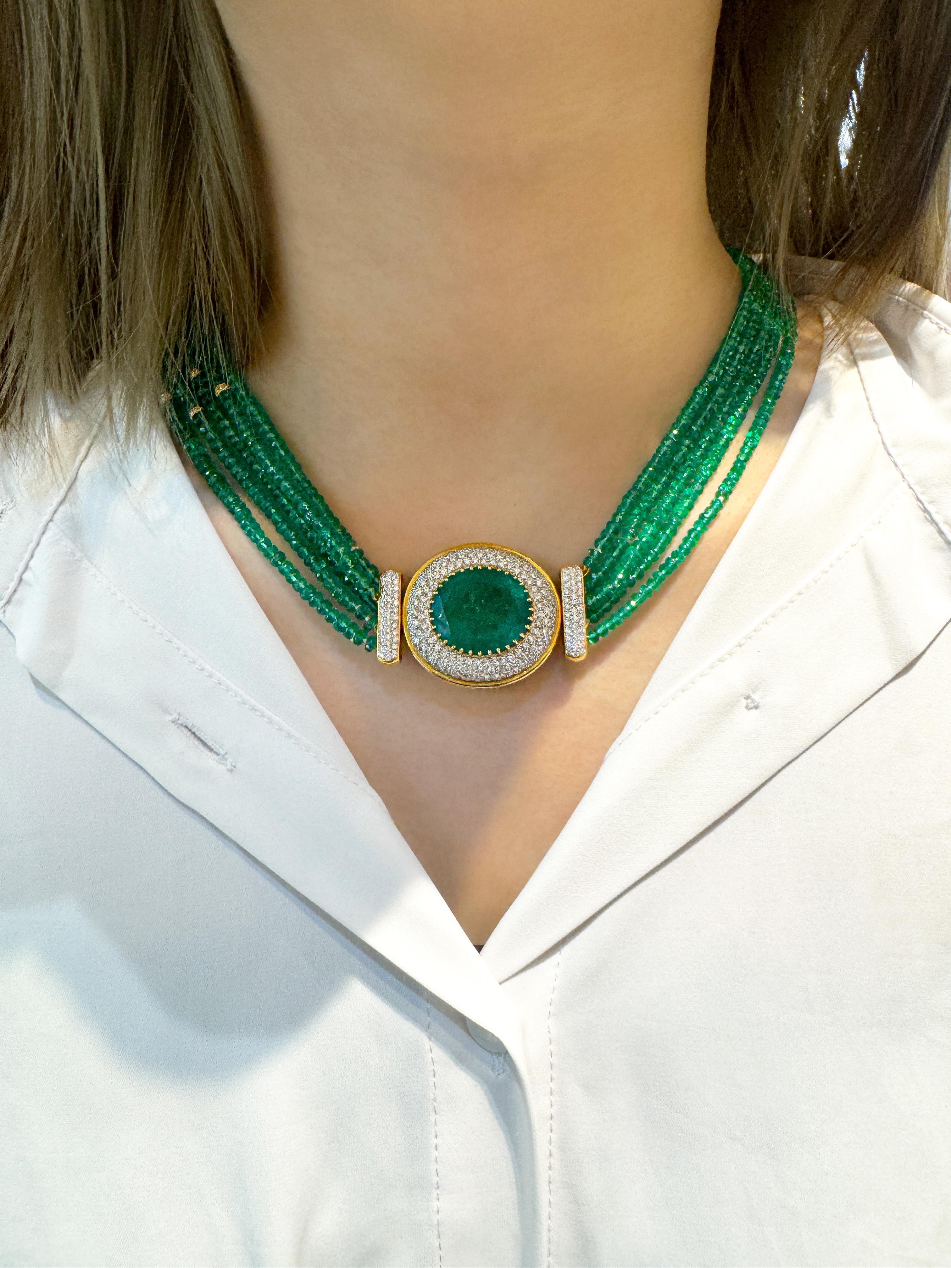 Retro Vintage 300 Carat Natural Emerald Bead 18K Necklace 22 Inch For Sale
