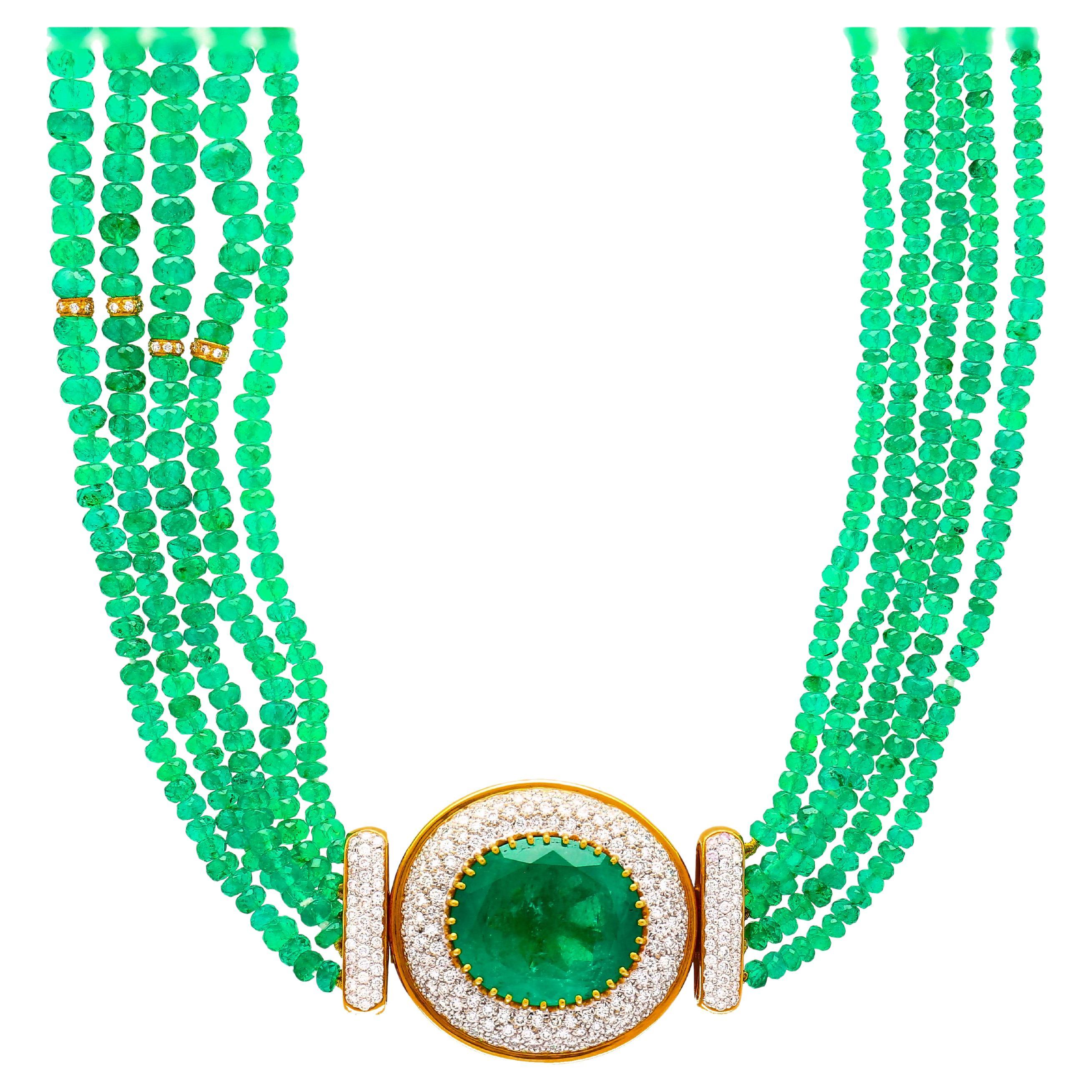 Vintage 300 Carat Natural Emerald Bead 18K Necklace 22 Inch en vente