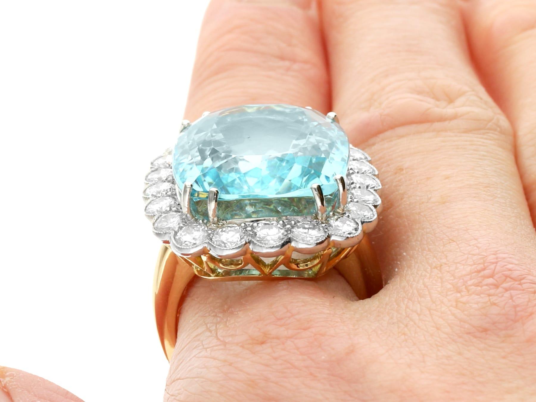 Anillo de oro amarillo de 18 quilates con aguamarina de 30,09 quilates y diamantes de 2,94 quilates en venta 6