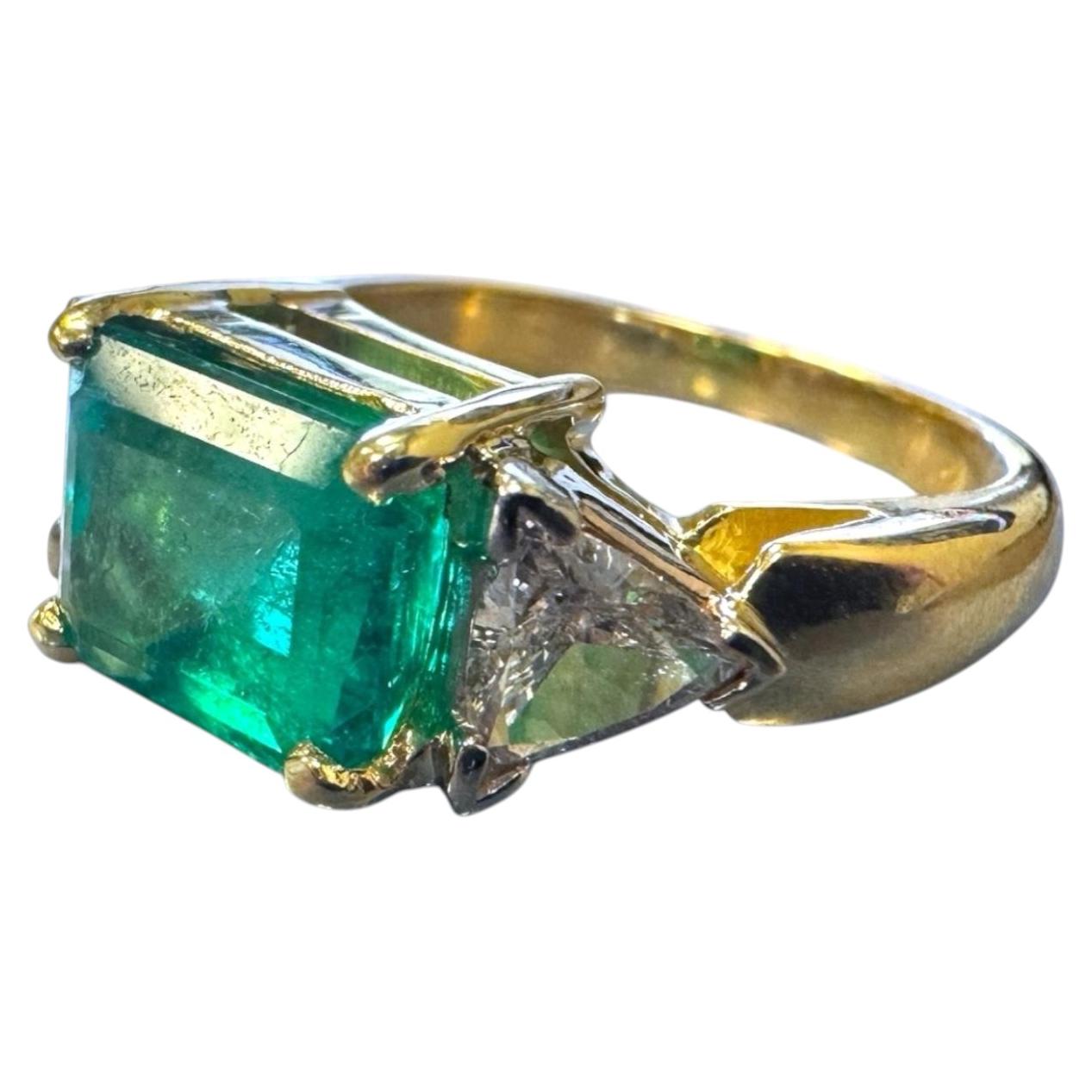 Vintage 3.01 Carat Colombian Emerald Ring GIA 14K Yellow Gold