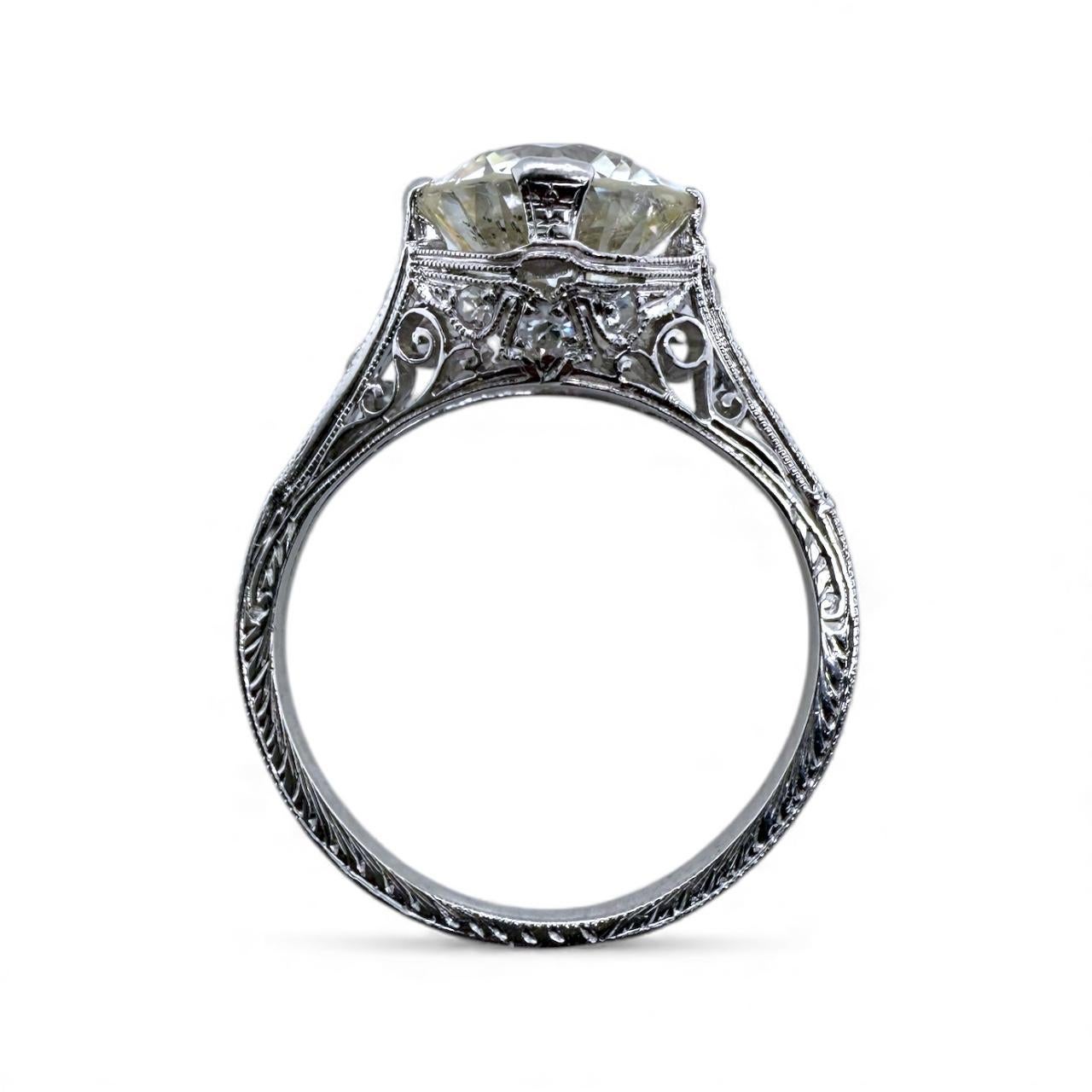 Anello di fidanzamento solitario con diamante vecchio taglio europeo vintage da 3,01 carati GIA in vendita 7