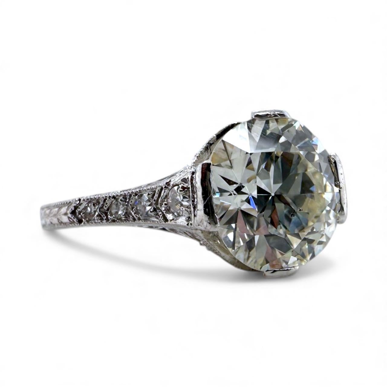 Anello di fidanzamento solitario con diamante vecchio taglio europeo vintage da 3,01 carati GIA In condizioni ottime in vendita a Montgomery, AL