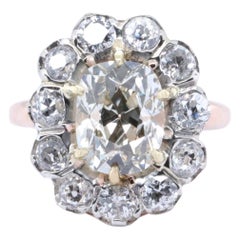 Vintage 3.02 Carat Old Mine Cut Diamond 18 Karat Gold Cluster Ring