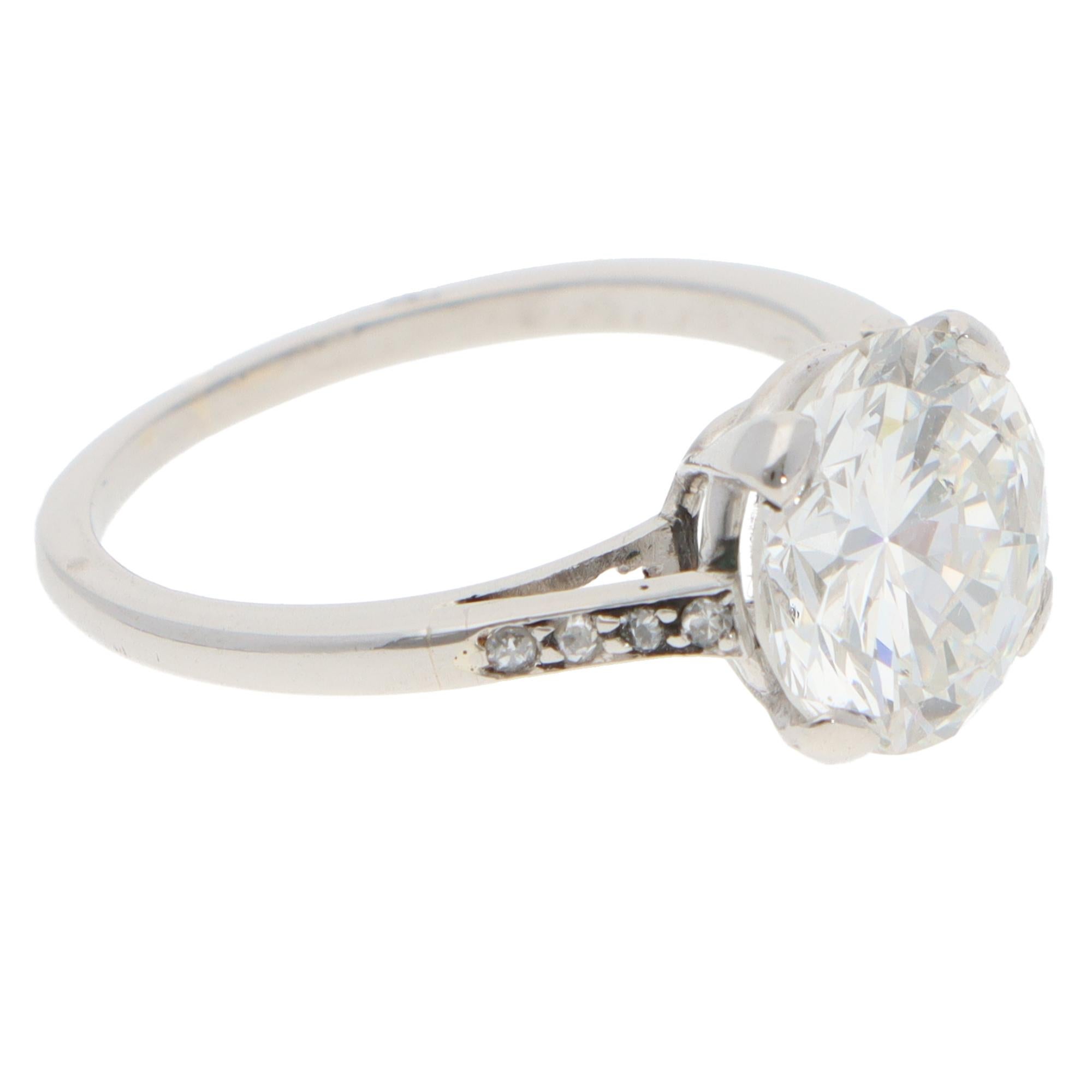 Brilliant Cut Vintage 3.02ct GIA Certified Diamond Ring in Platinum For Sale