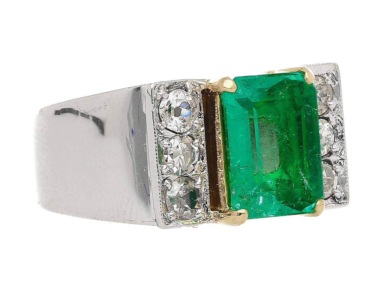 Retro Vintage 3.04 Carat Emerald & Old Cut Diamond 18K Wide Shank Mens Ring For Sale