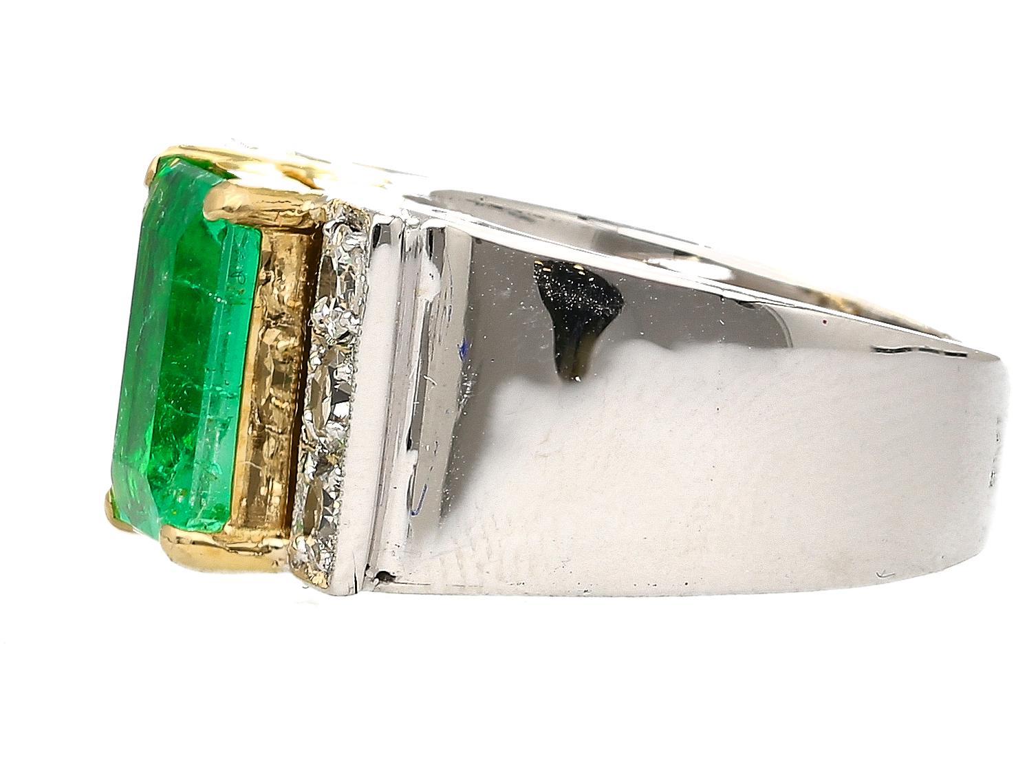 Men's Vintage 3.04 Carat Emerald & Old Cut Diamond 18K Wide Shank Mens Ring For Sale