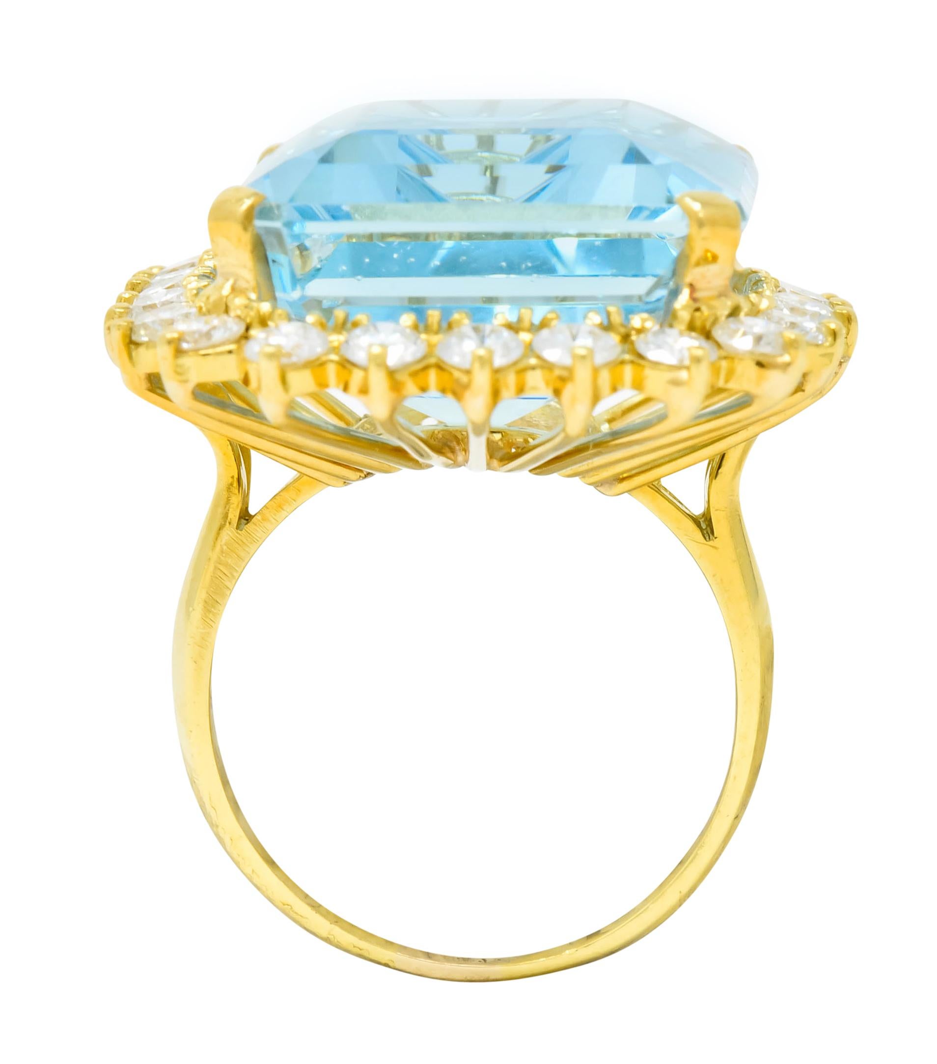 Vintage 30.50 Carat Aquamarine Diamond 18 Karat Gold Cluster Cocktail Ring 1