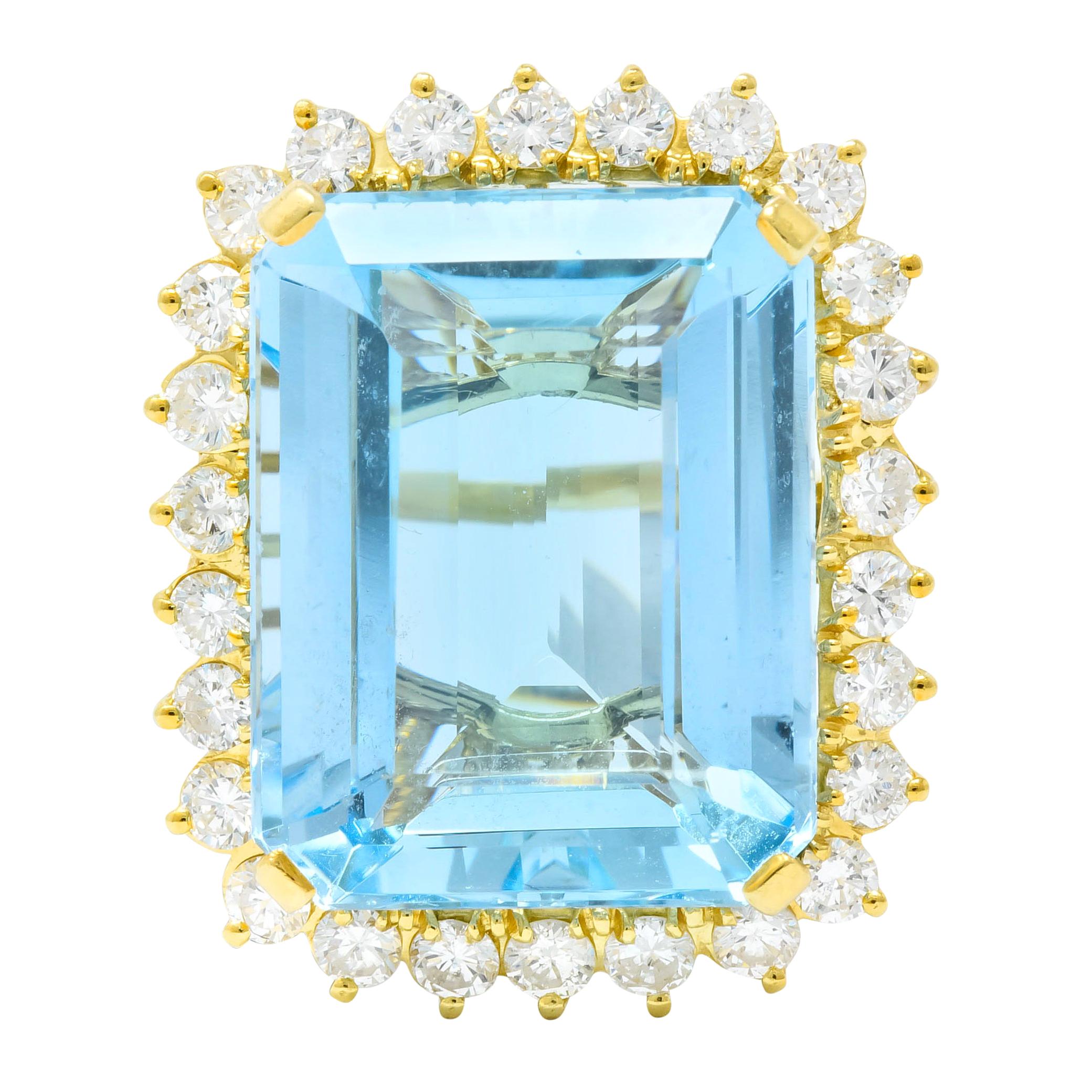 Vintage 30.50 Carat Aquamarine Diamond 18 Karat Gold Cluster Cocktail Ring