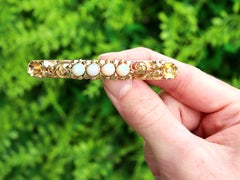 Vintage 3.05Ct Opal and 14k Yellow Gold Bar Brooch Art Nouveau