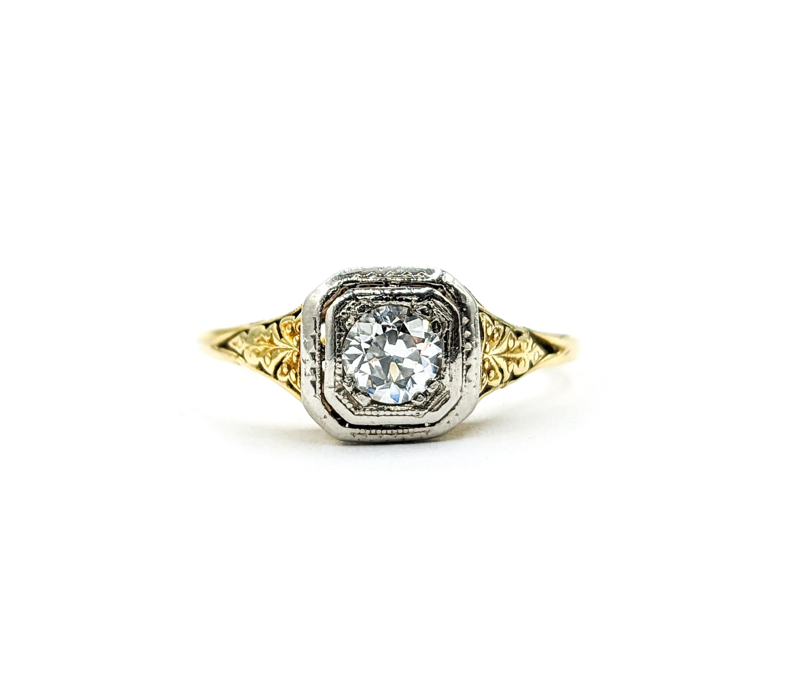 Vintage .30ct European Cut Diamond Ring In Yellow Gold In Excellent Condition For Sale In Bloomington, MN