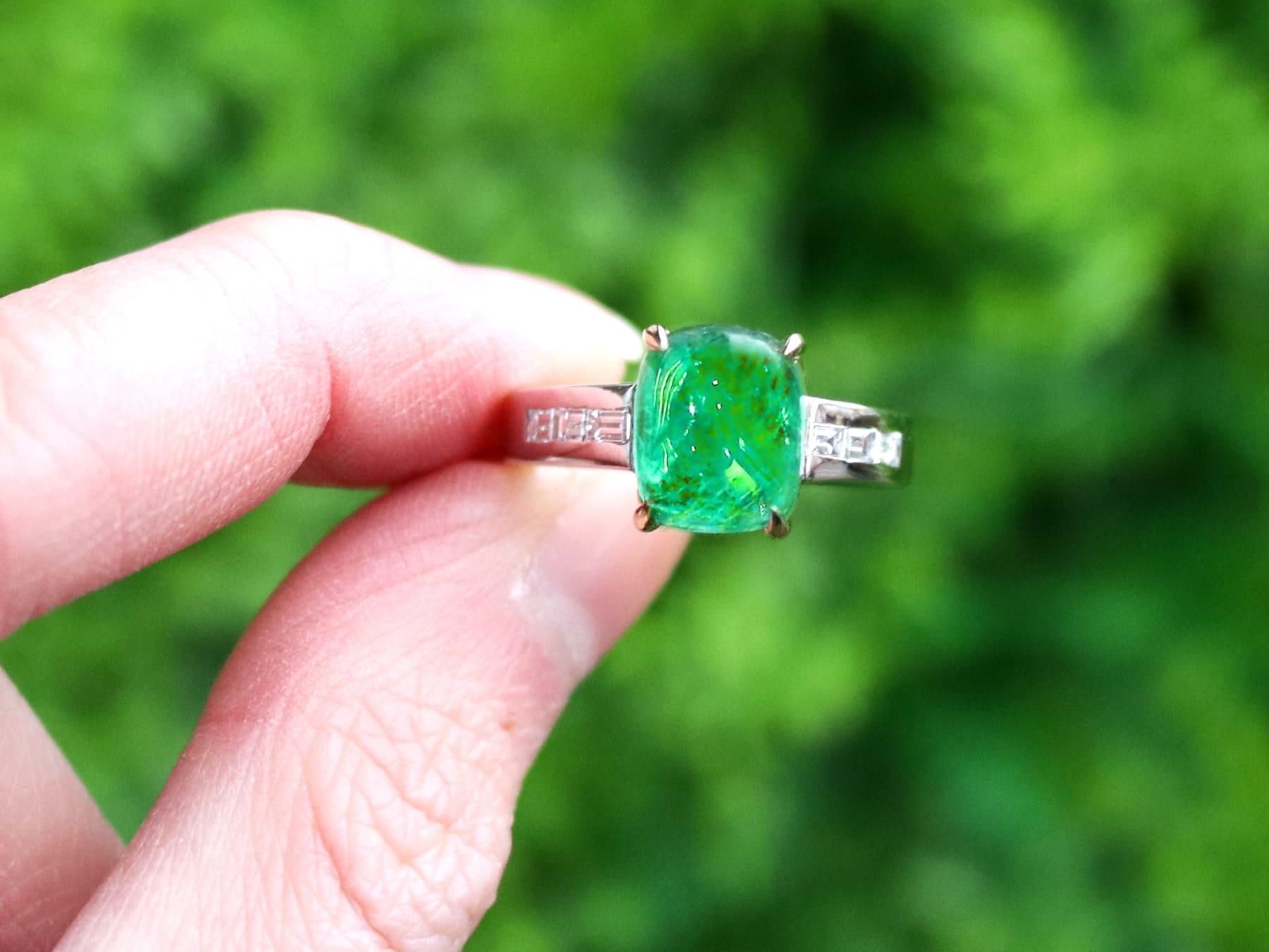 A fine and impressive vintage 3.10 carat emerald and 0.40 carat diamond, 18 karat white gold solitaire ring; part of our diverse emerald jewelry collections.

This fine and impressive emerald solitaire ring has been crafted in 18k white gold.

The