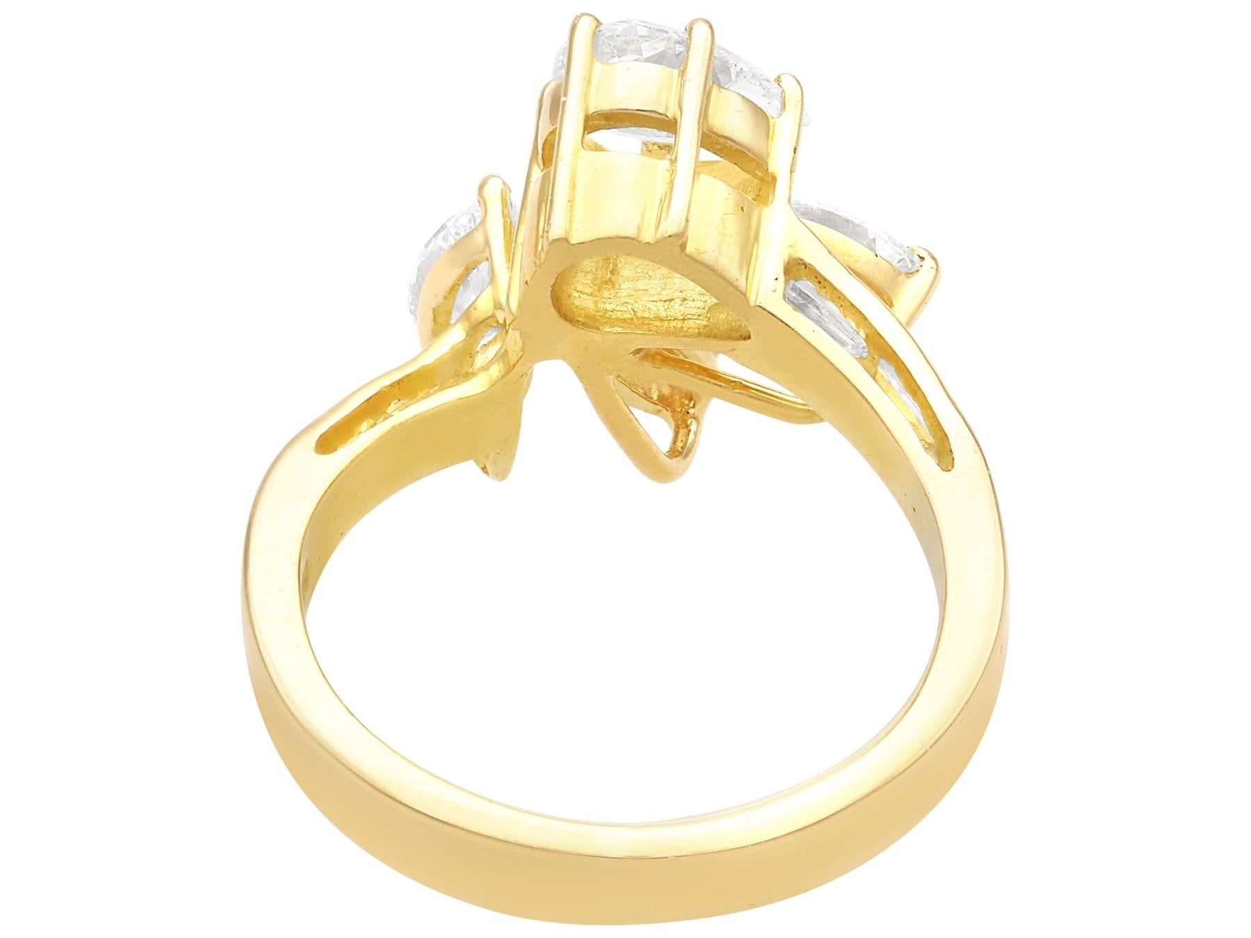Vintage 3.13 Carat Diamond and 18k Yellow Gold Dress Ring Circa 1980 For Sale 1