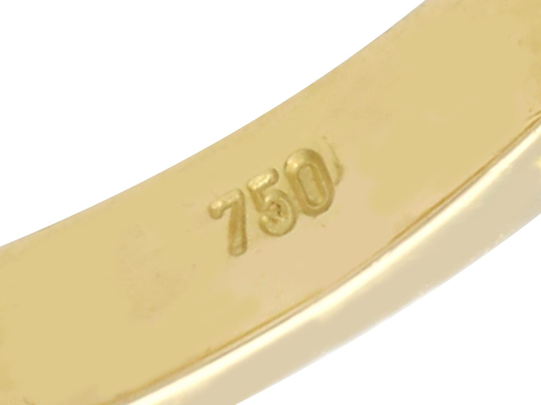 Vintage 3.13 Carat Diamond and 18k Yellow Gold Dress Ring Circa 1980 For Sale 3