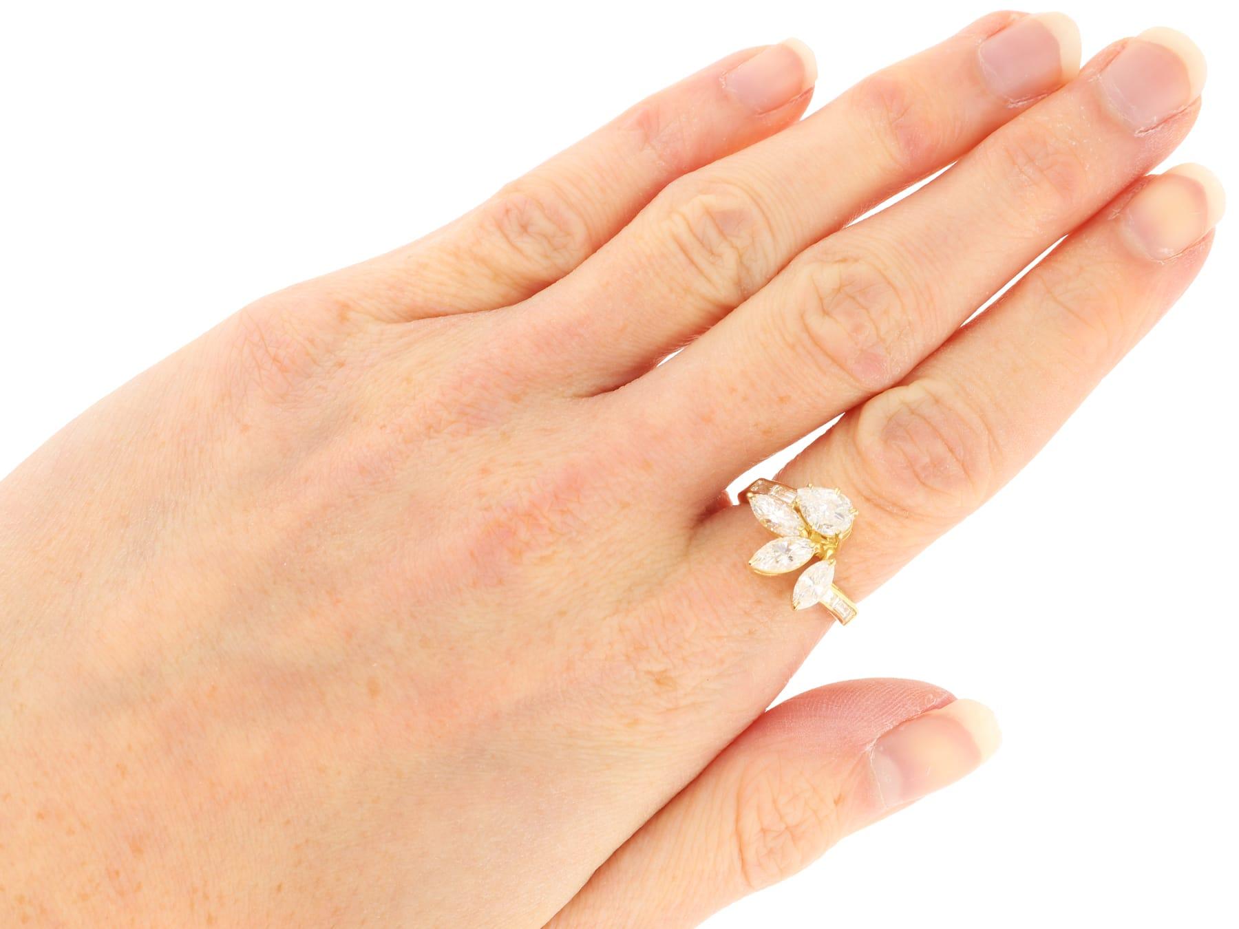 Vintage 3.13 Carat Diamond and 18k Yellow Gold Dress Ring Circa 1980 For Sale 4