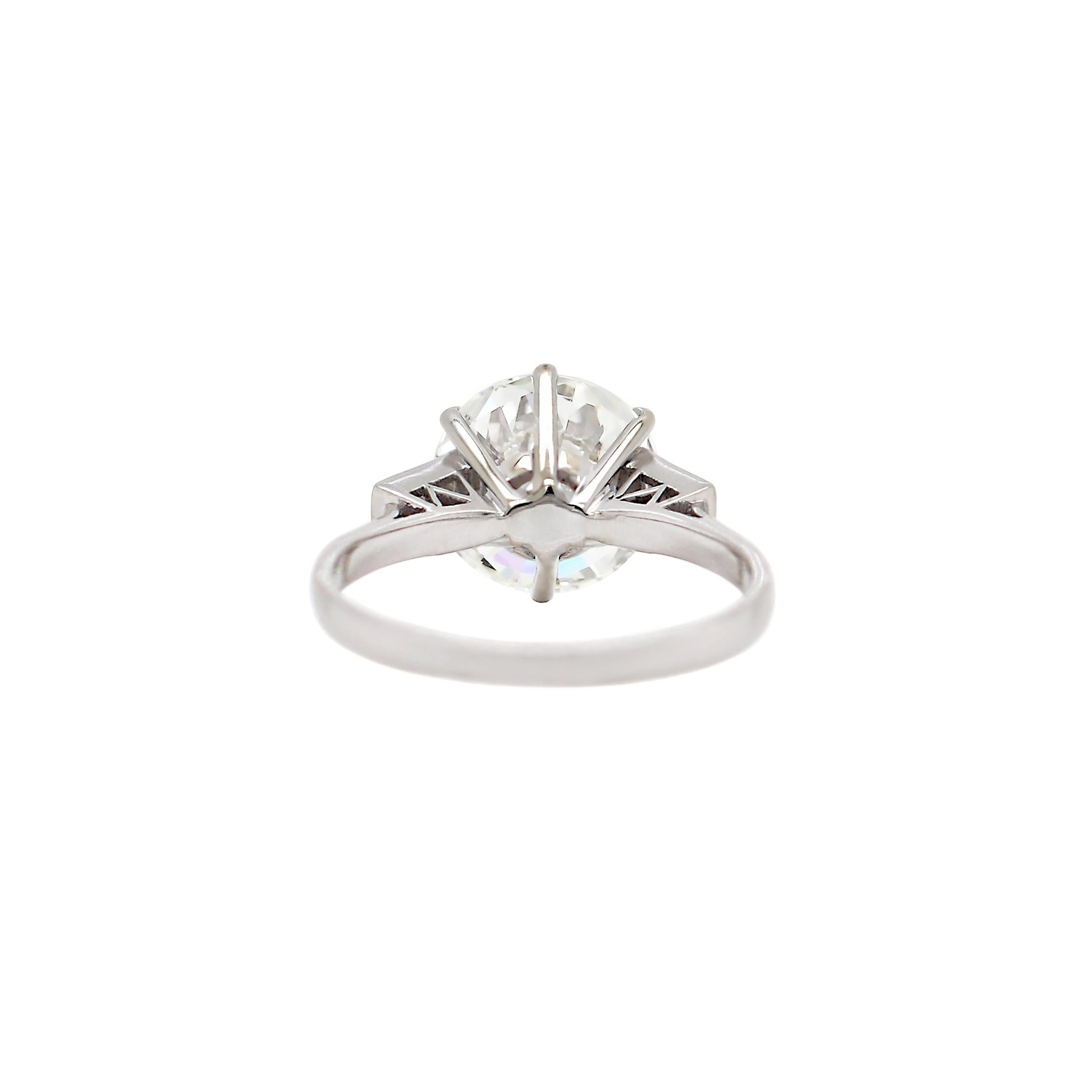 brilliant cut diamond engagement rings