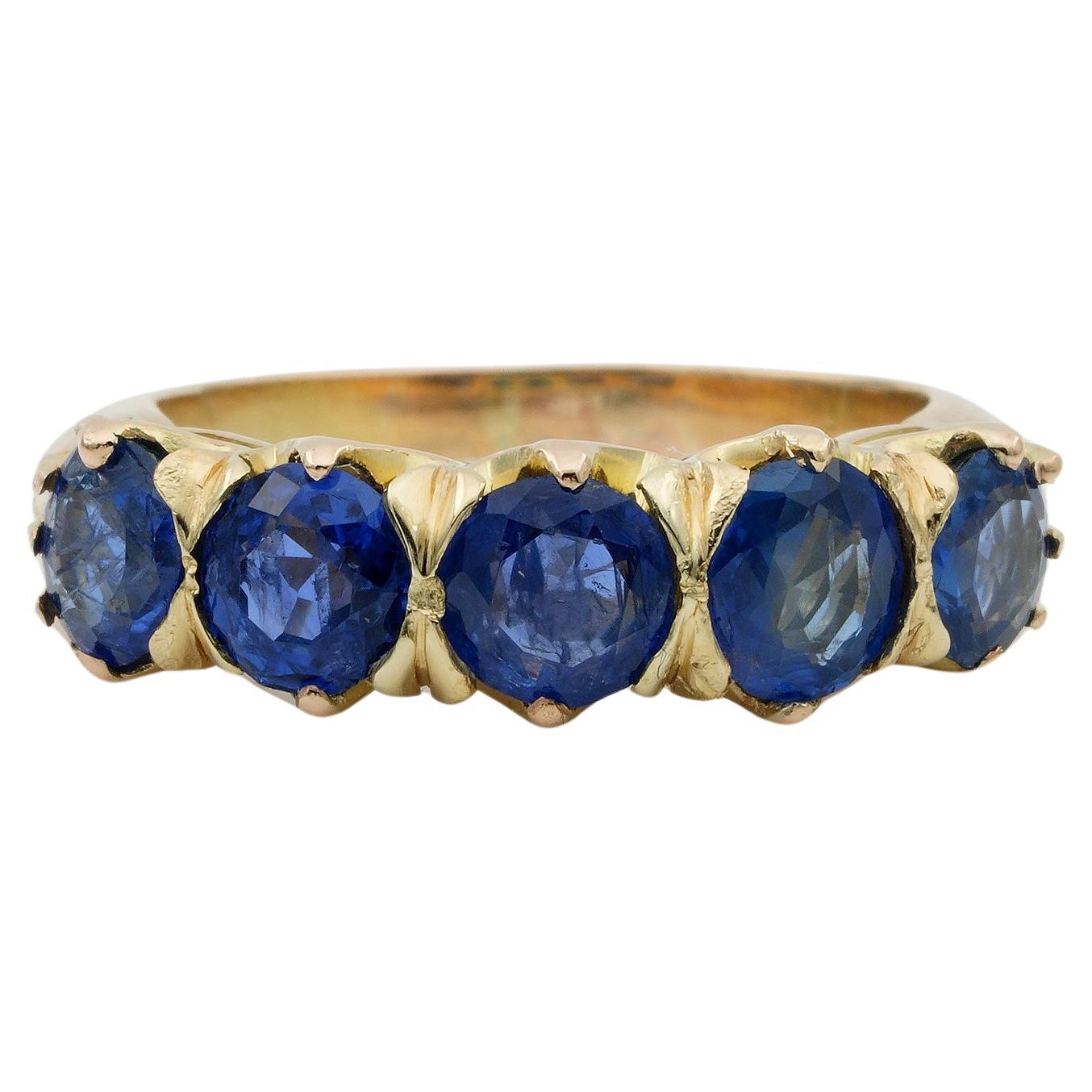 Vintage 3.15 Ct Natural Sapphire Five Stone Ring For Sale
