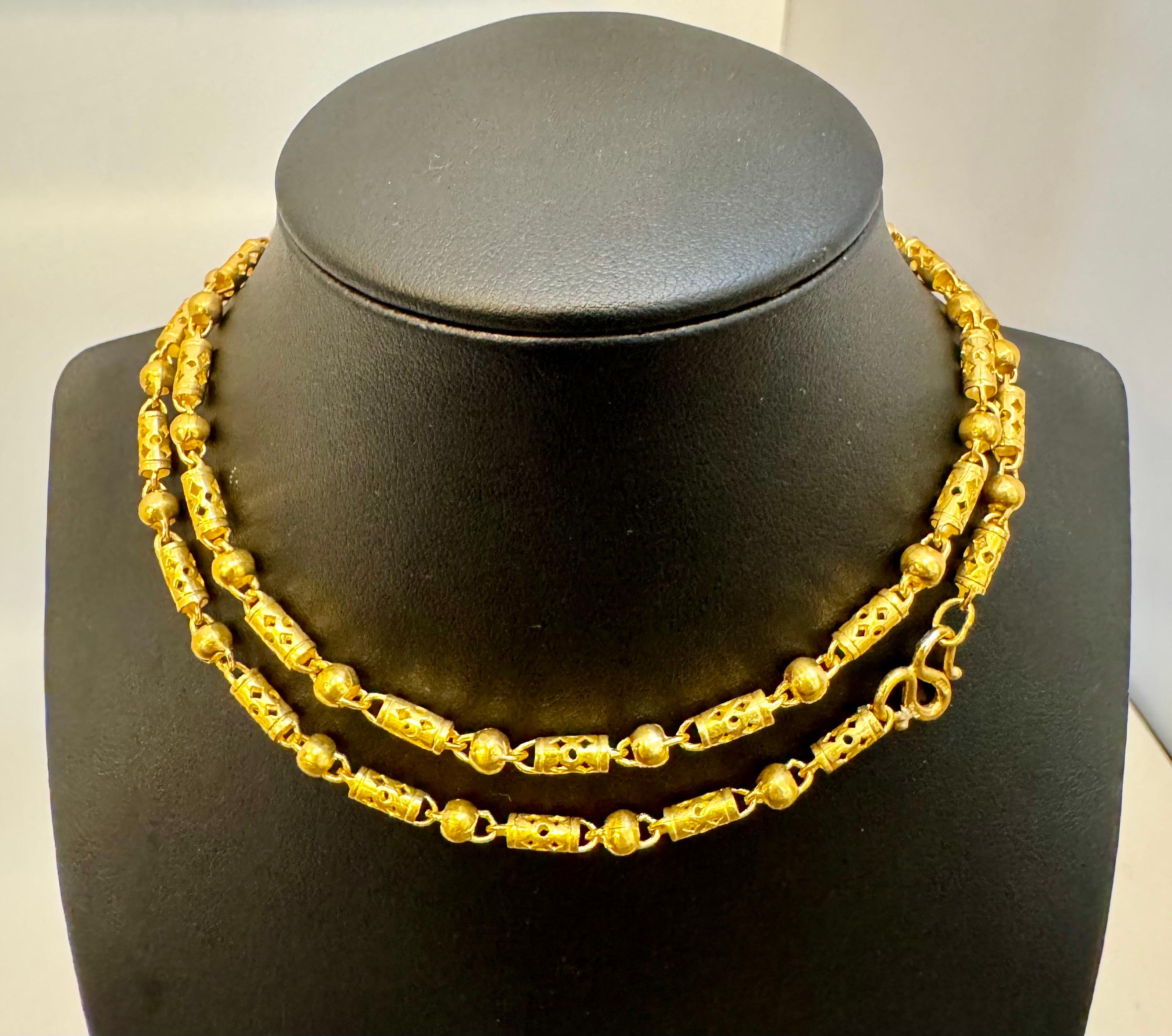 Vintage 31.5 Gm Pure 24 Karat Yellow Gold Handmade  Chain 22 inch long For Sale 6