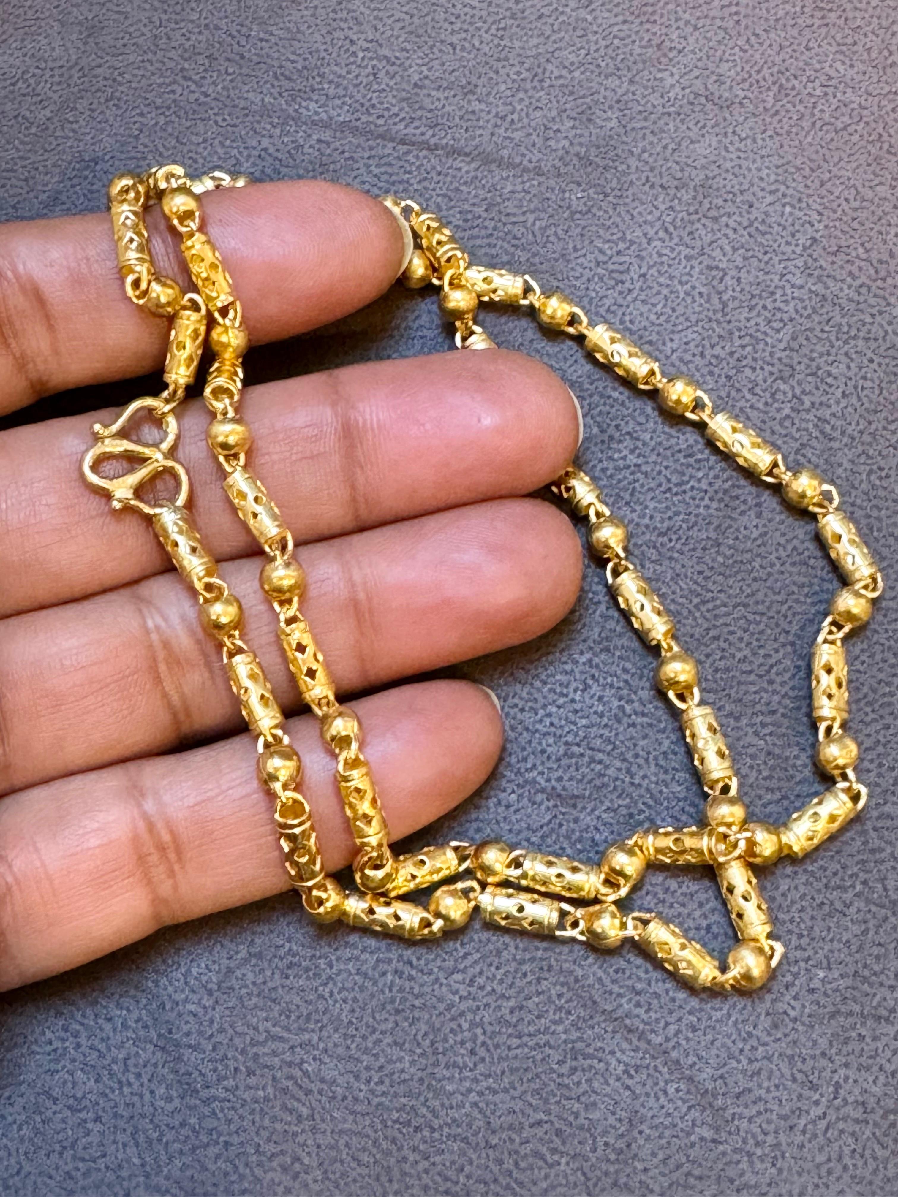 Women's or Men's Vintage 31.5 Gm Pure 24 Karat Yellow Gold Handmade  Chain 22 inch long For Sale
