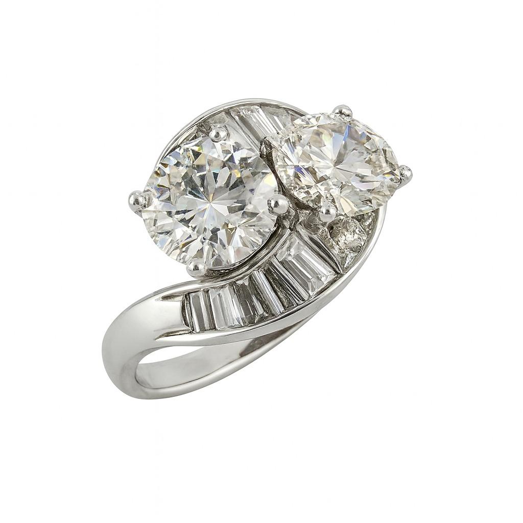 Art Deco Vintage 3.16 Carat Transition Cut & 0.45 Carat Baguette Diamond Platinum Ring For Sale