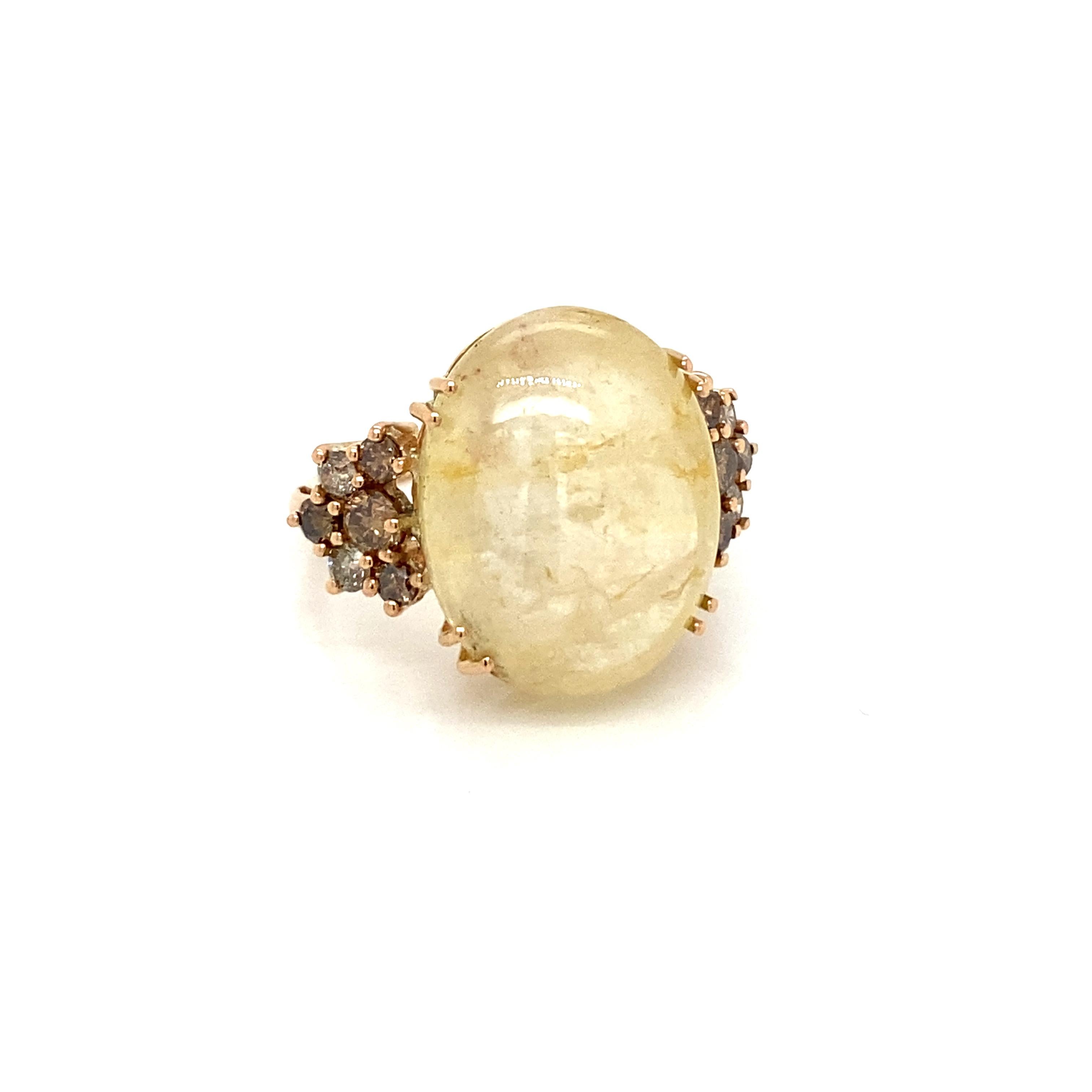 Bague cocktail vintage avec saphir naturel de 32 carats et diamants en vente 4
