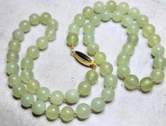 Collana vintage da 32 pollici con perline di bowenite della Nuova Zelanda, chiusura placcata in oro