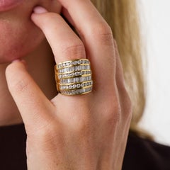 Anillo de cóctel vintage de oro amarillo de 18 quilates con un diamante de 3,20 quilates