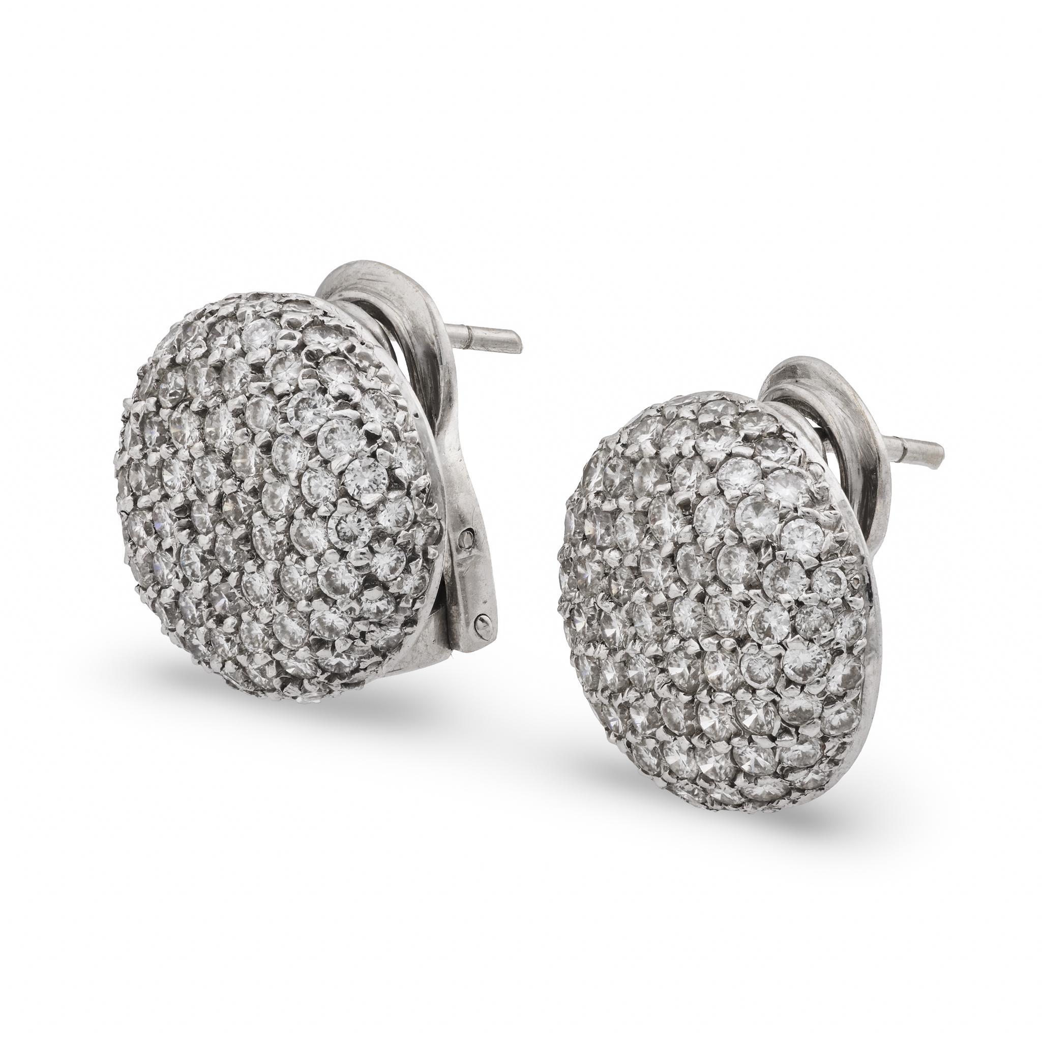 Pendientes vintage de platino con diamantes de 3.20 quilates Contemporáneo en venta