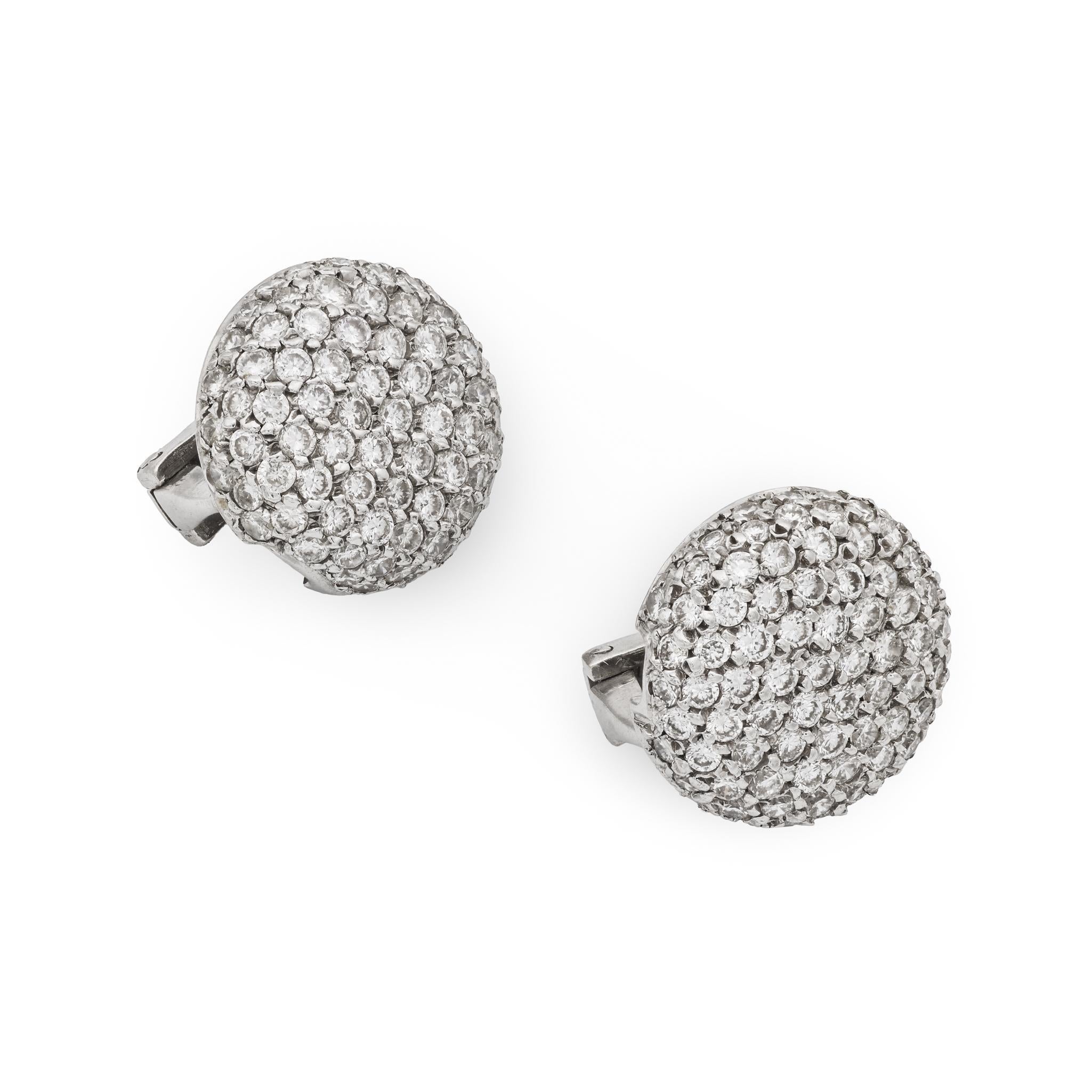 Pendientes vintage de platino con diamantes de 3.20 quilates en Bueno estado para la venta en Beverly Hills, CA