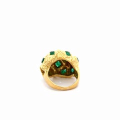Vintage 3.20 Carat Emerald Bombe Dome Sputnik 18K Gold Statement Ring