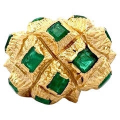 Vintage 3.20 Carat Emerald Bombe Dome Sputnik 18K Gold Statement Ring