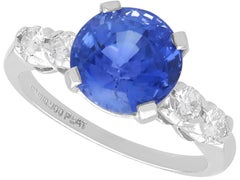 Vintage 3.20 Carat Sapphire and 0.30 Carat Diamond Platinum Ring Circa 1945