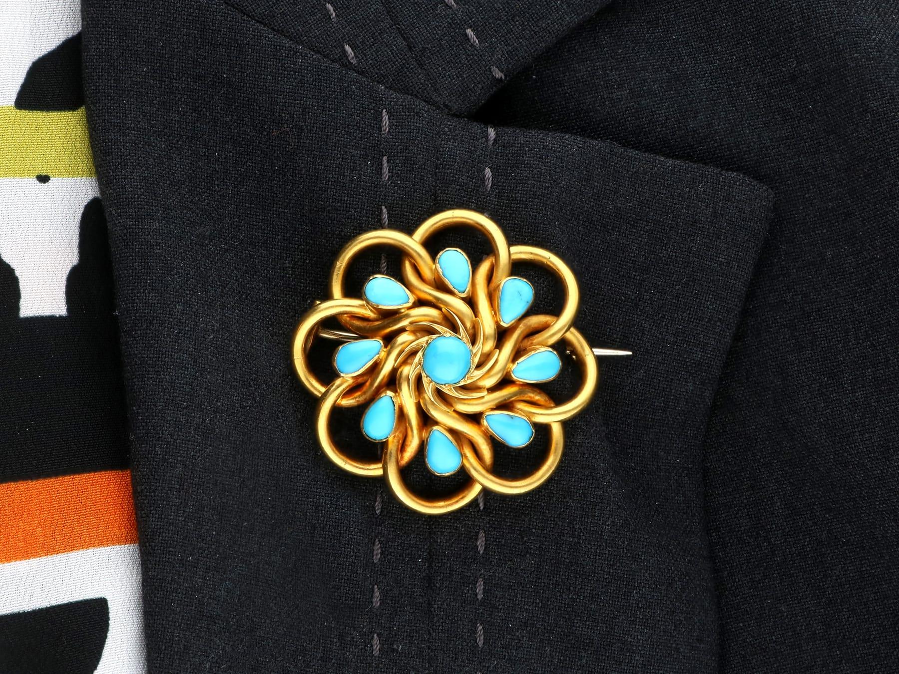 Vintage 3.20 Carat Turquoise and 22k Yellow Gold Brooch Circa 1880 10