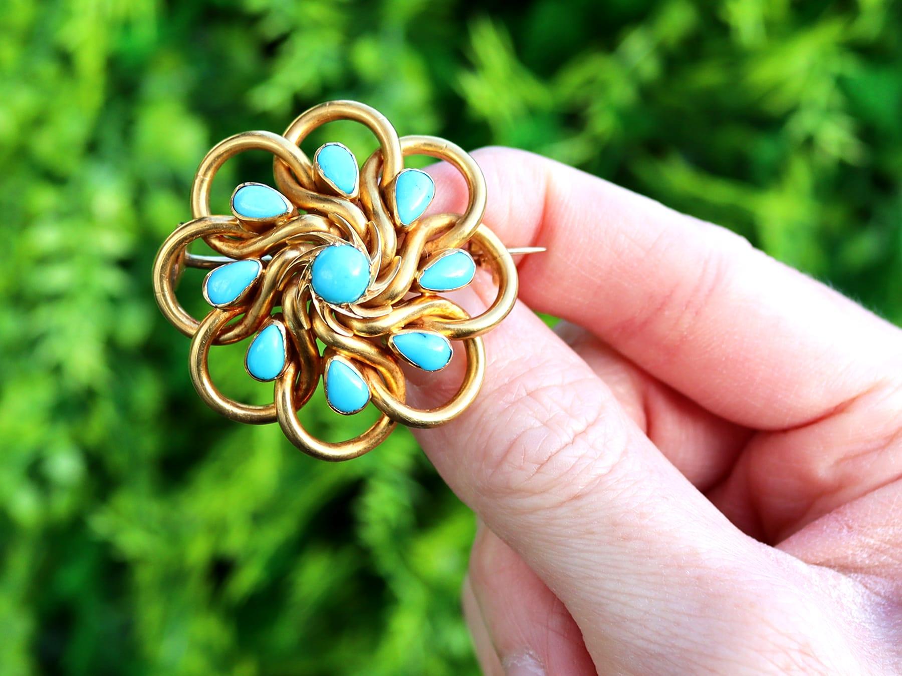 A stunning, fine and impressive, large vintage 3.20 carat turquoise and 22 karat yellow gold brooch; part of our turquoise jewelry/estate jewelry collections.

This stunning, fine and impressive vintage brooch has been crafted in 22k yellow