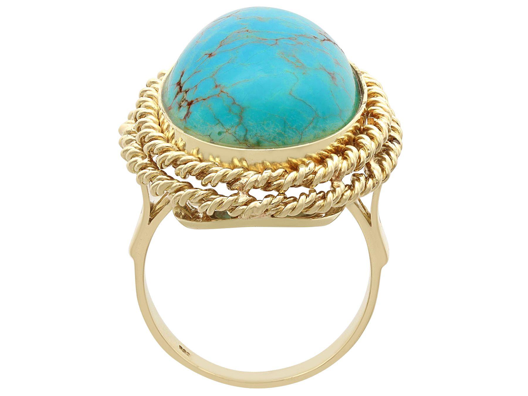Vintage 32.50 Carat Turquoise and Yellow Gold Cocktail Ring In Excellent Condition For Sale In Jesmond, Newcastle Upon Tyne