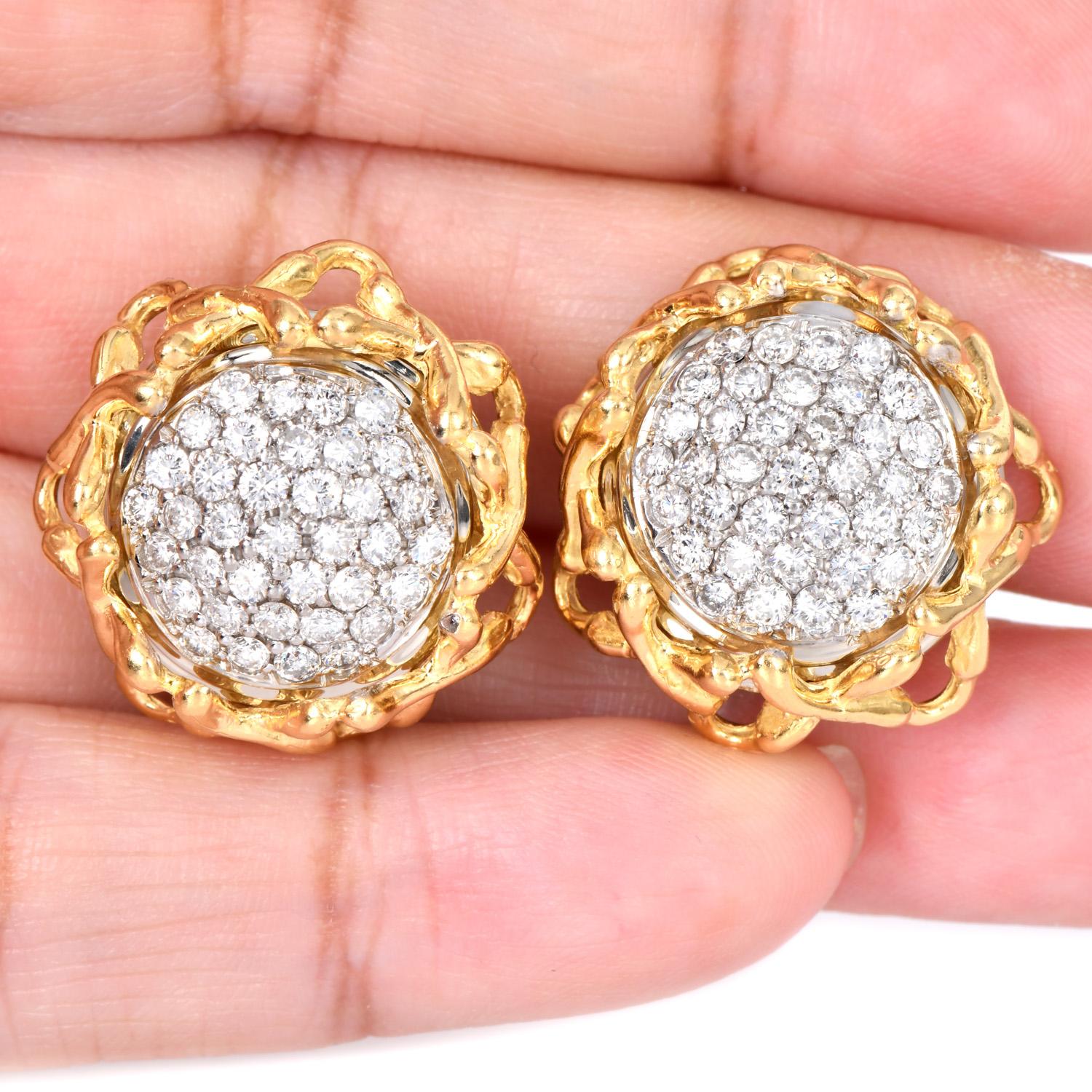 Vintage 3.25cttw Diamond 18K Gold Sunflower Motif Earrings In Excellent Condition For Sale In Miami, FL