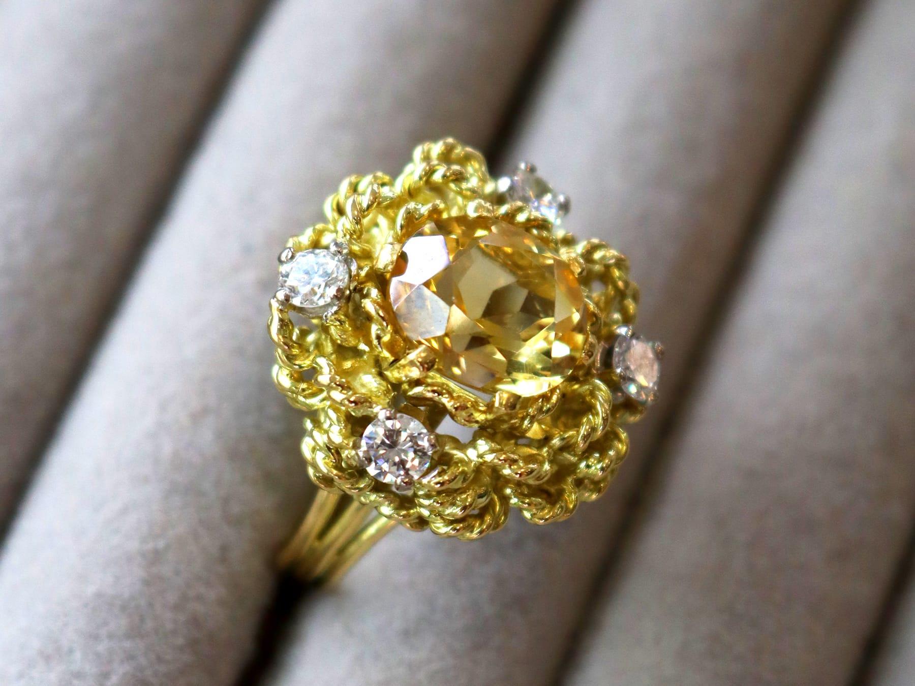 Anello vintage in oro giallo 18k con citrino da 3,27 carati e diamante da 0,80 carati (1984) In condizioni ottime in vendita a Jesmond, Newcastle Upon Tyne