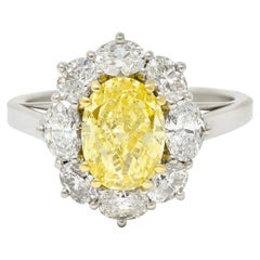 Vintage 3.27 Carats Fancy Yellow Diamond Platinum 18 Karat Yellow Gold Ring