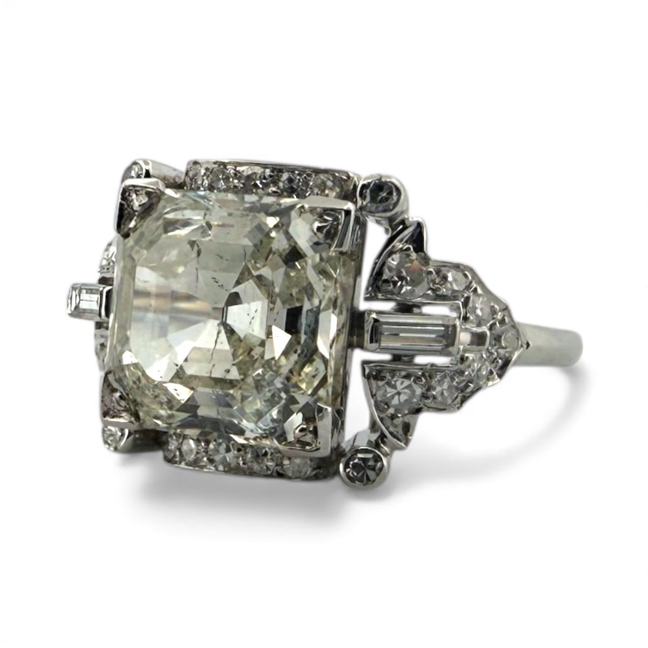 Vintage 3.43 Carat Asscher Cut Platinum Engagement Ring GIA For Sale 1