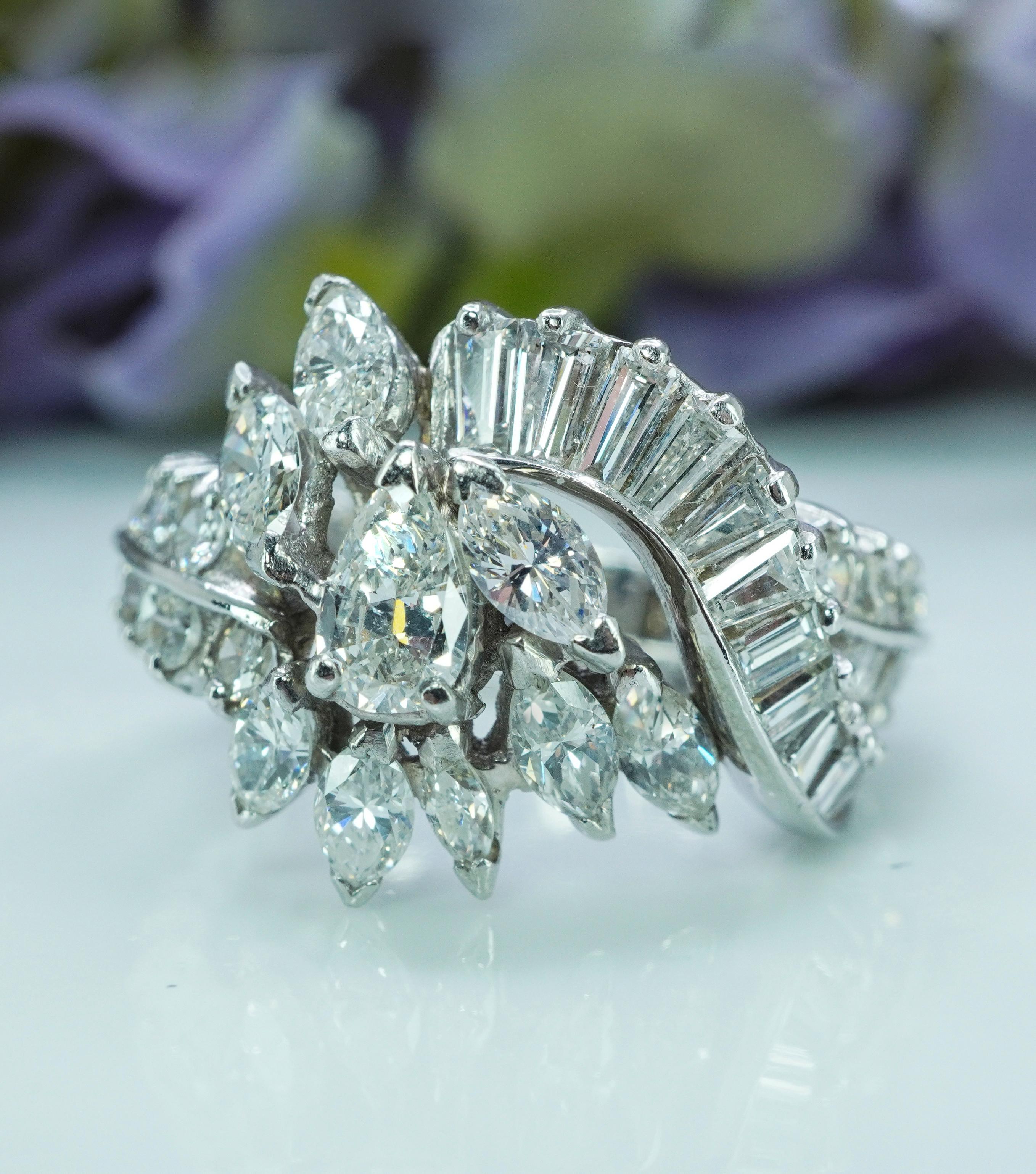 Vintage 3.45ct Pear Marquise Round Diamond Platinum Ring Heavy Estate Midcentury (Tropfenschliff) im Angebot