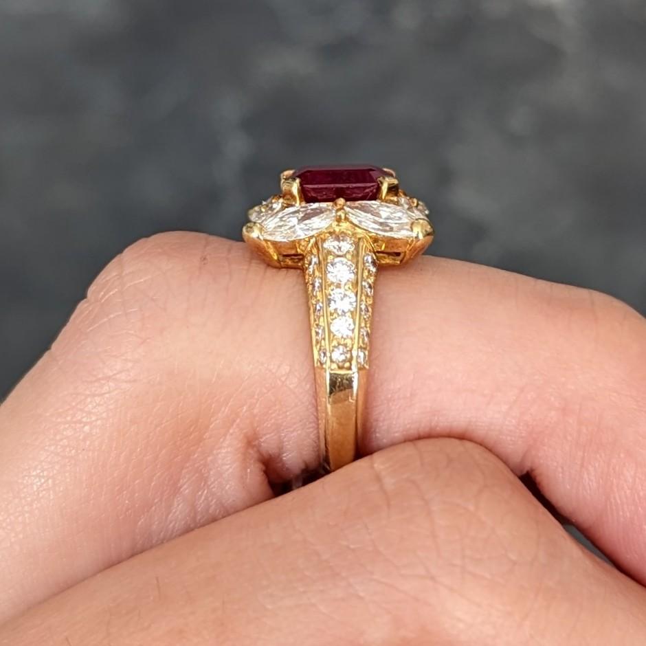 Vintage 3.49 Carats Emerald Cut Ruby Diamond 18 Karat Yellow Gold Cluster Ring For Sale 7
