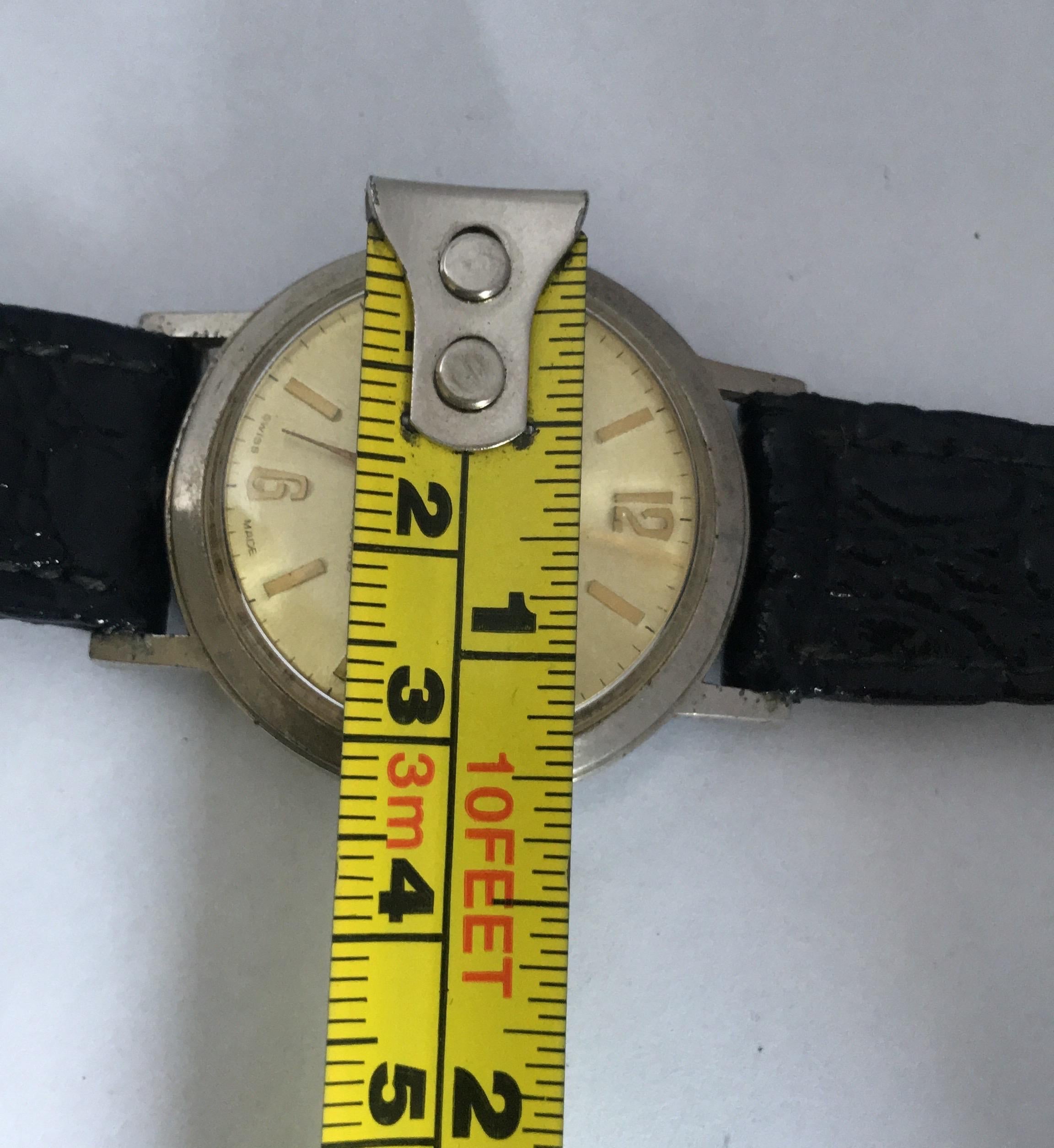 Vintage Swiss Mechanical with Sweep Seconds Watch For Sale 5
