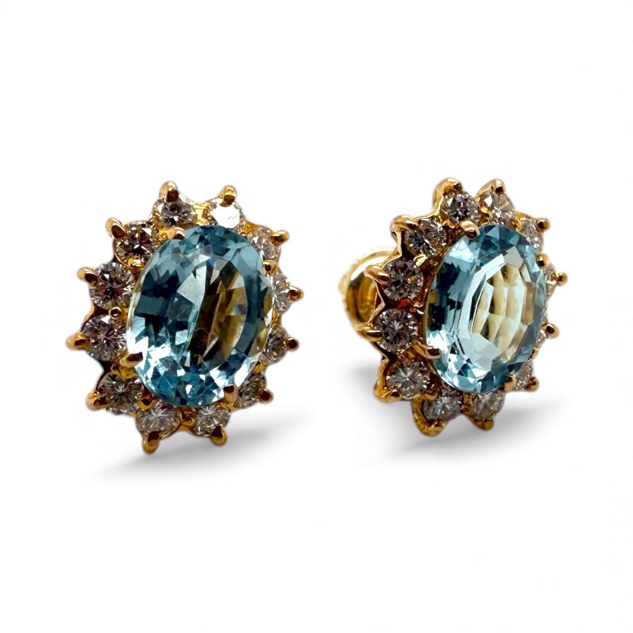 Vintage 3,5 Karat Aquamarin & Diamant Halo-Ohrringe 18K Gelbgold im Zustand „Hervorragend“ im Angebot in Montgomery, AL