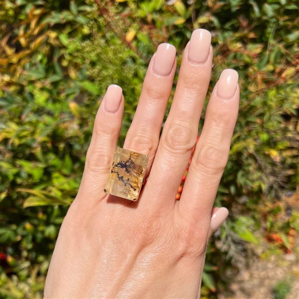 35 Karat Moss Achat Solitär Goldring (Modernistisch) im Angebot