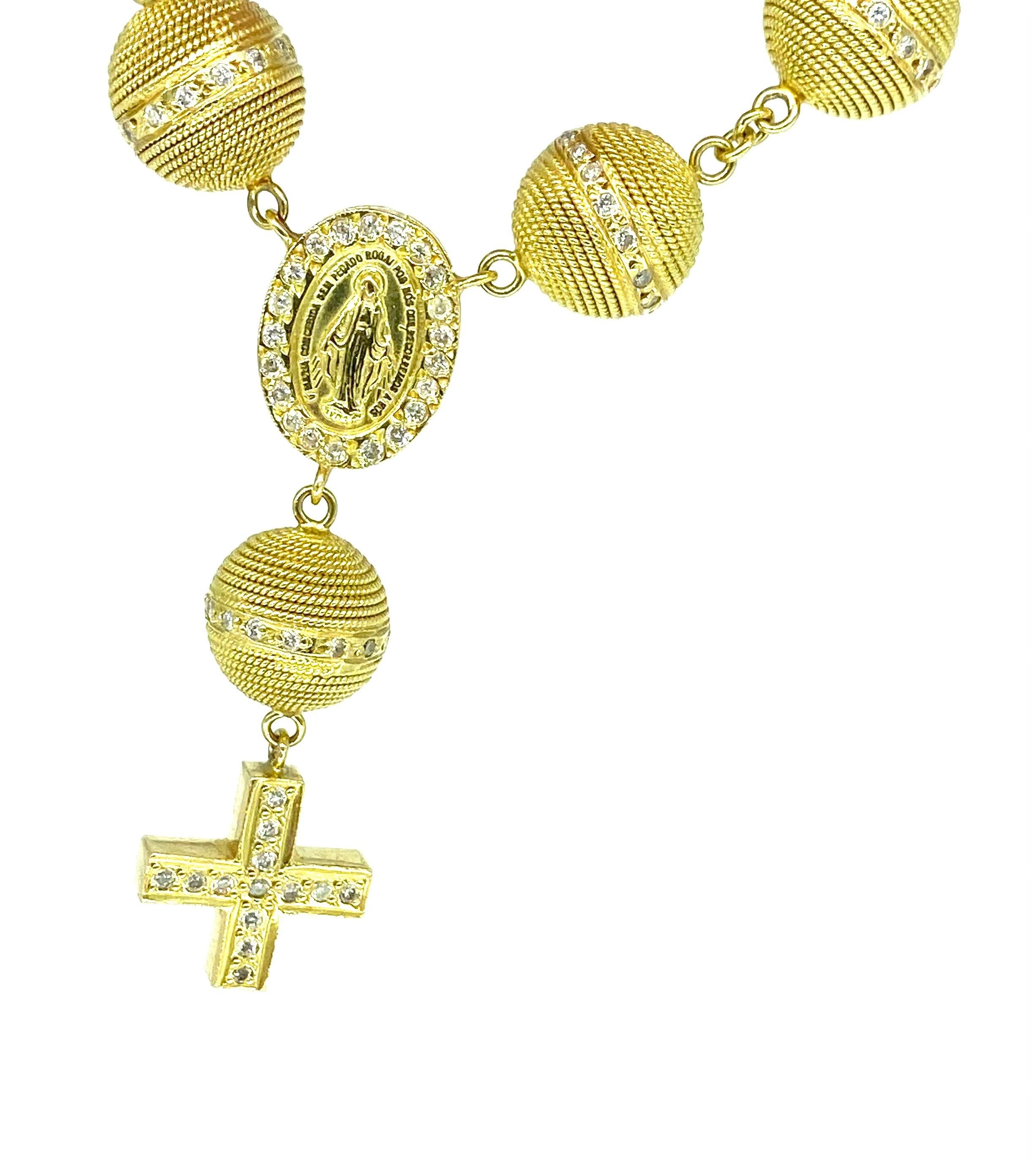 Round Cut Vintage Heavy 3.50 Carat Diamonds Sphere Rosary 18k Gold Cross Bracelet  For Sale