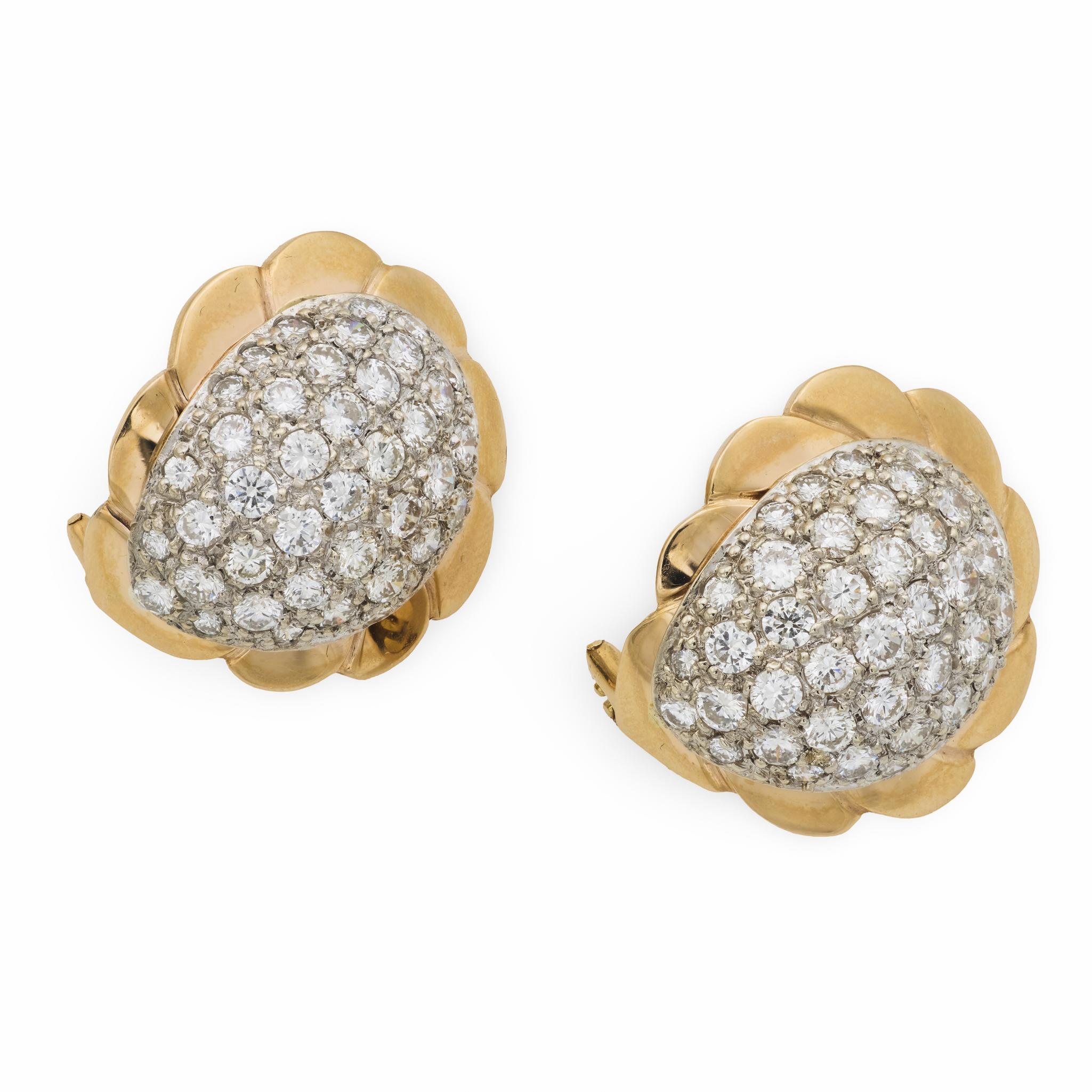 Vintage 3,50 Karat Diamant 14k Gelbgold pave Ohrringe im Zustand „Gut“ im Angebot in Beverly Hills, CA