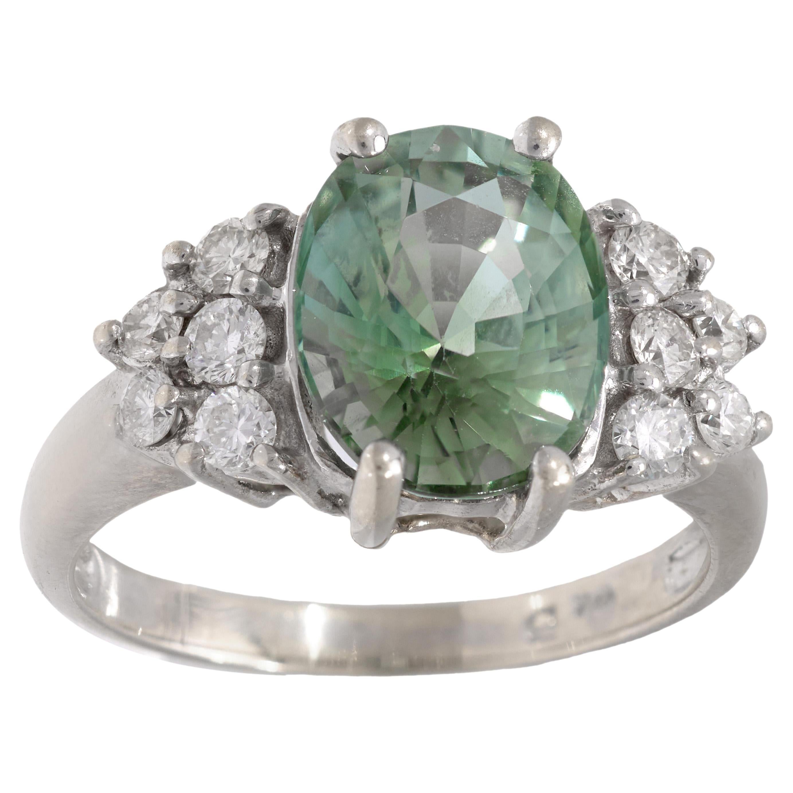 Vintage 3.50 carat green tourmaline 18k white gold ring