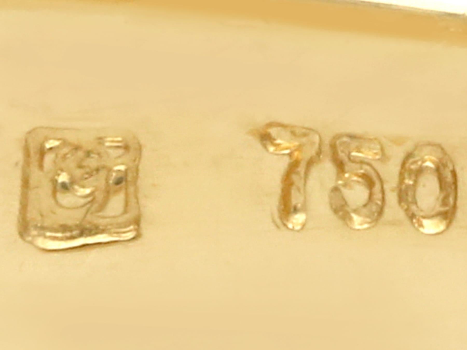 Zafiro de Ceilán vintage de 3,52 quilates Diamante de 0,60 quilates Anillo de vestir de oro amarillo de 18 quilates en venta 1