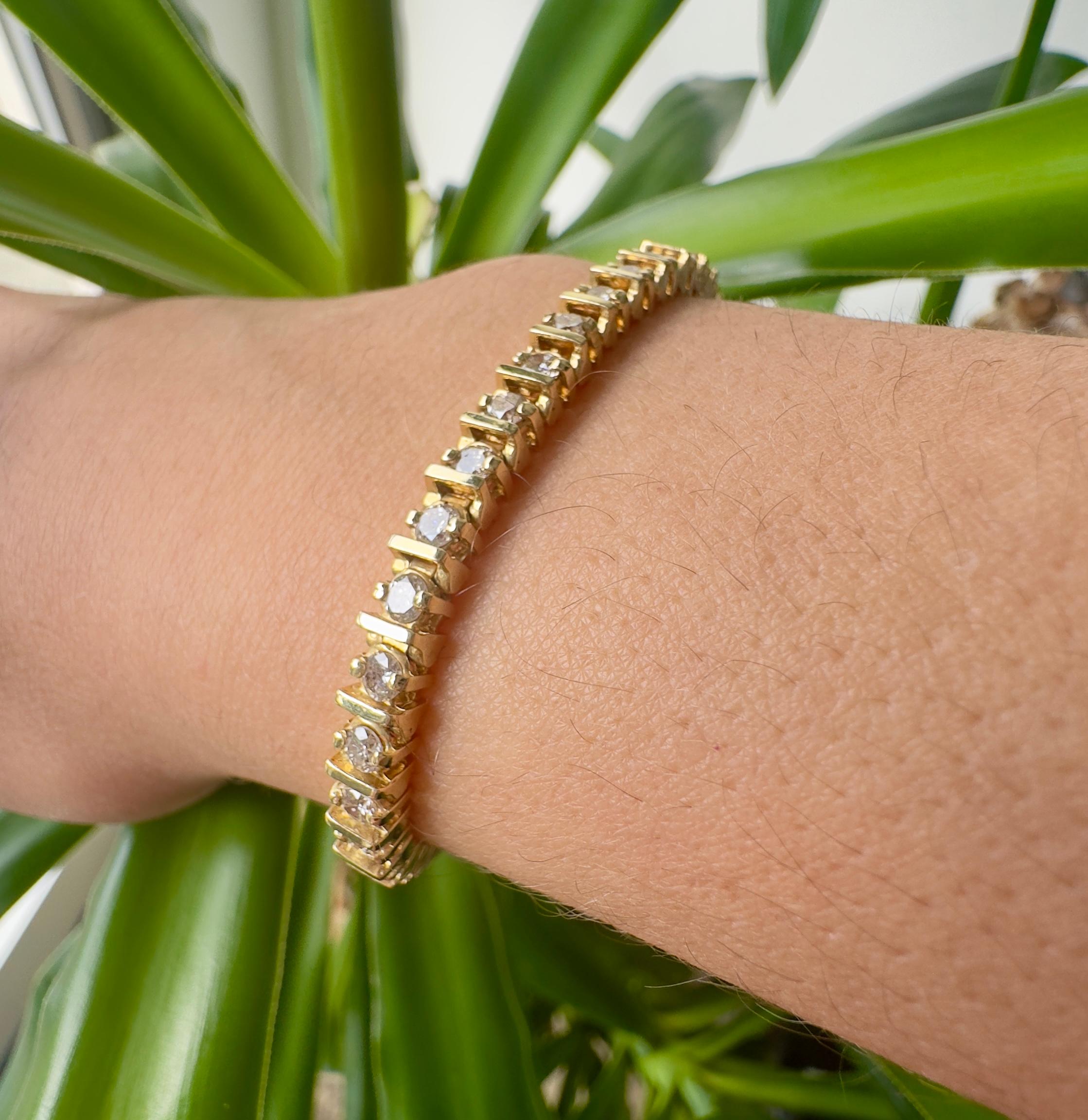 Bracciale tennis vintage con diamanti da 3,54 carati in oro giallo 14 carati in vendita 2
