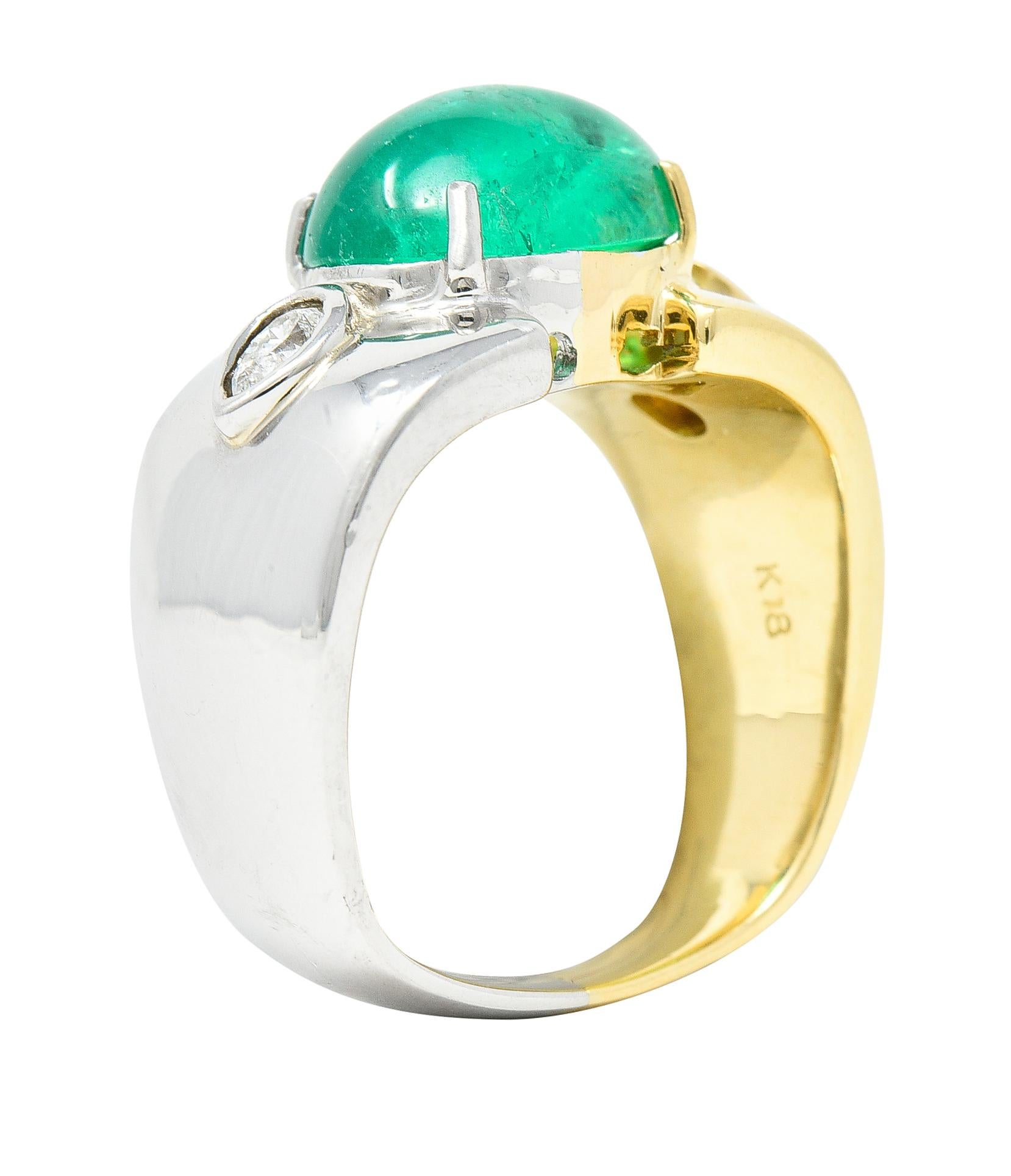 Vintage 3.55 Carat Emerald Cabochon Pear Cut Diamond 18 Karat Gold Platinum Ring For Sale 5